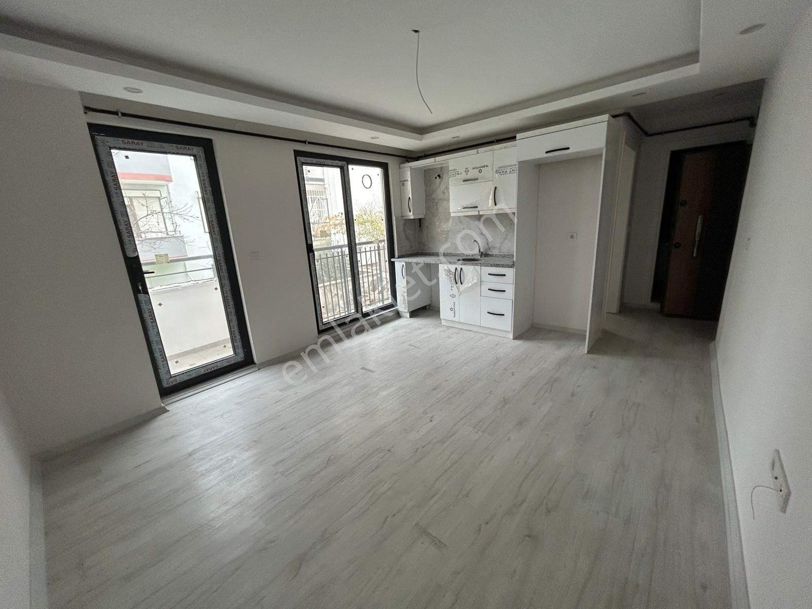 Canyapıdan Bahçelievler'de Süper 1+1 Satılık Daire