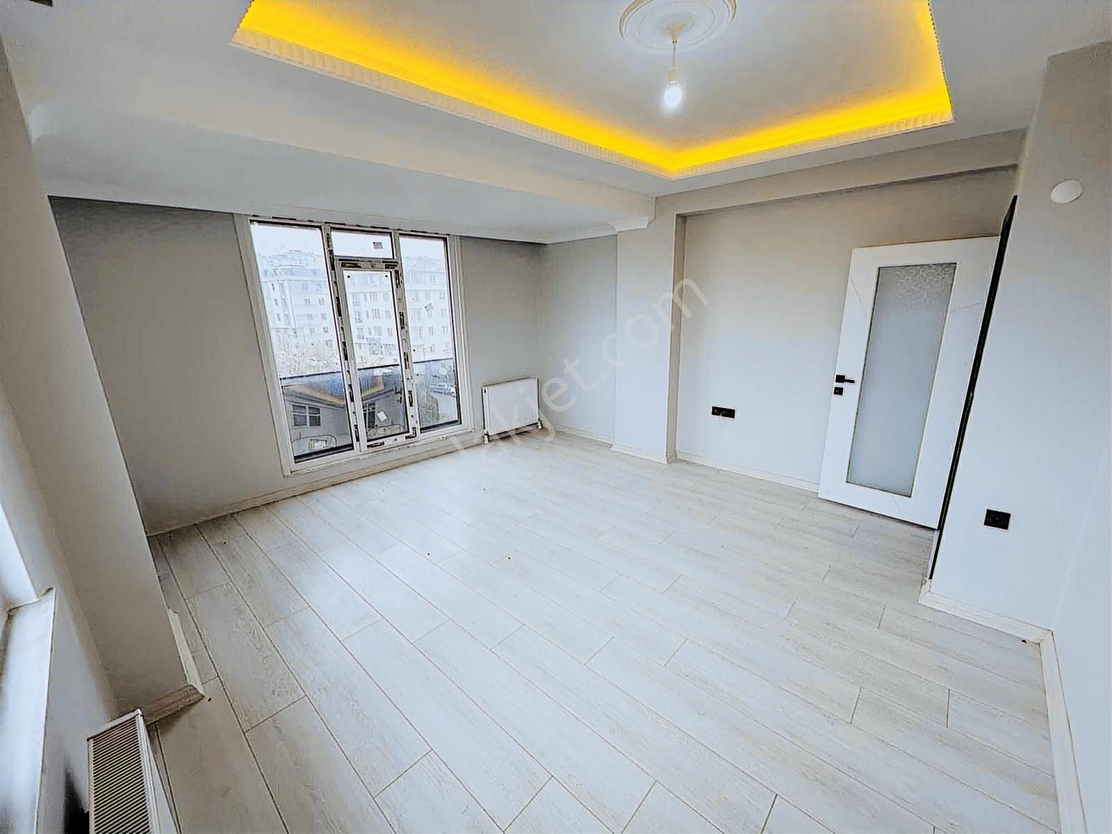 Çekmeköy 4+1 Üst Dubleks Sıfır Daire