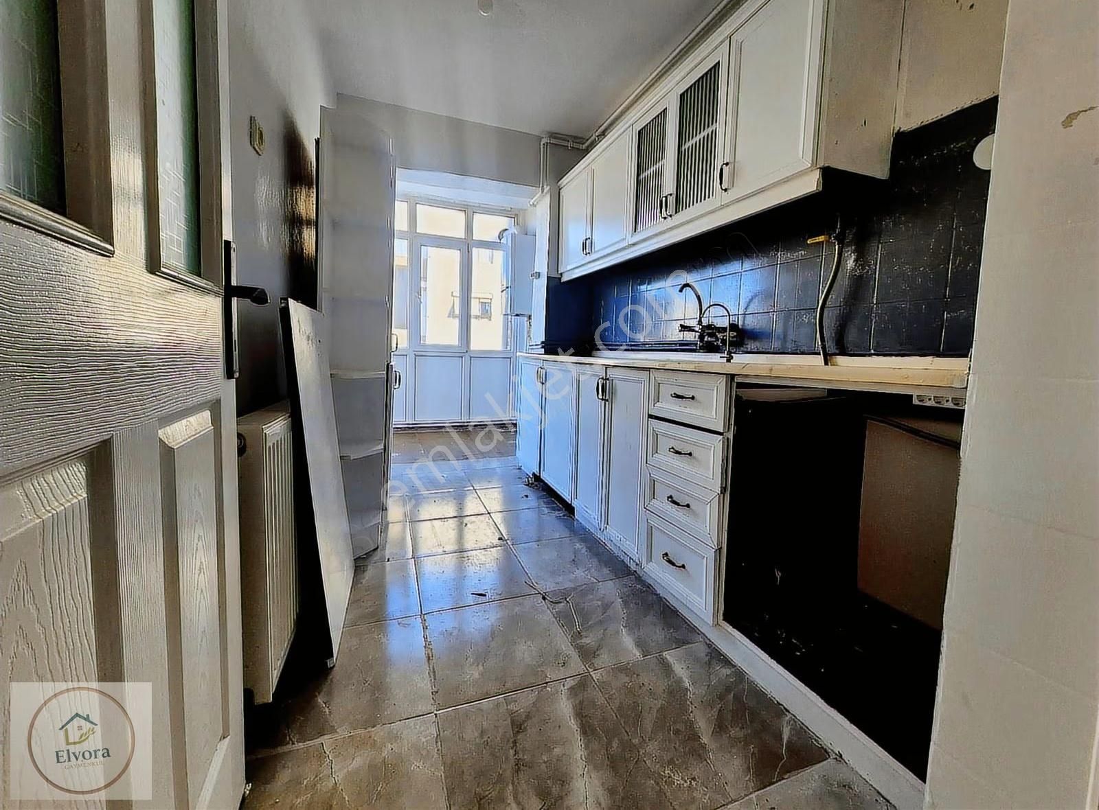 Buca Evka 1 İzkent'te 2+1 Kiralık Daire - Görsel 5