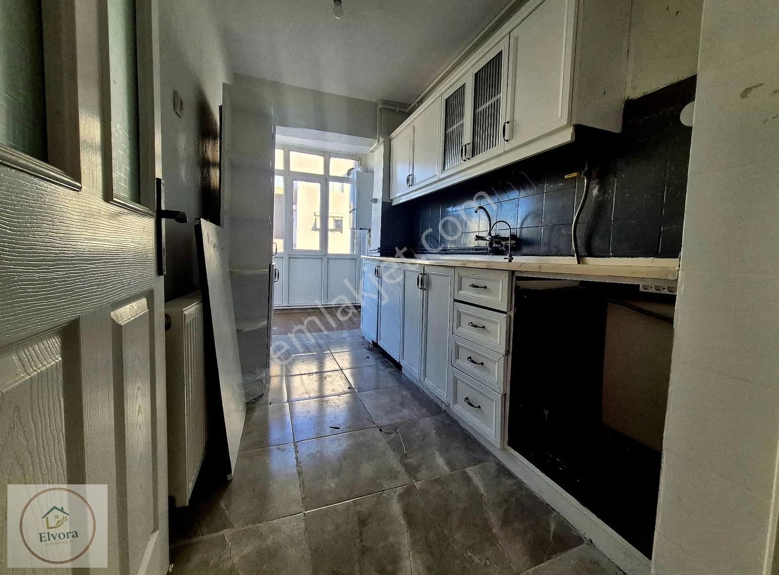Buca Evka 1 İzkent'te 2+1 Kiralık Daire - Görsel 31