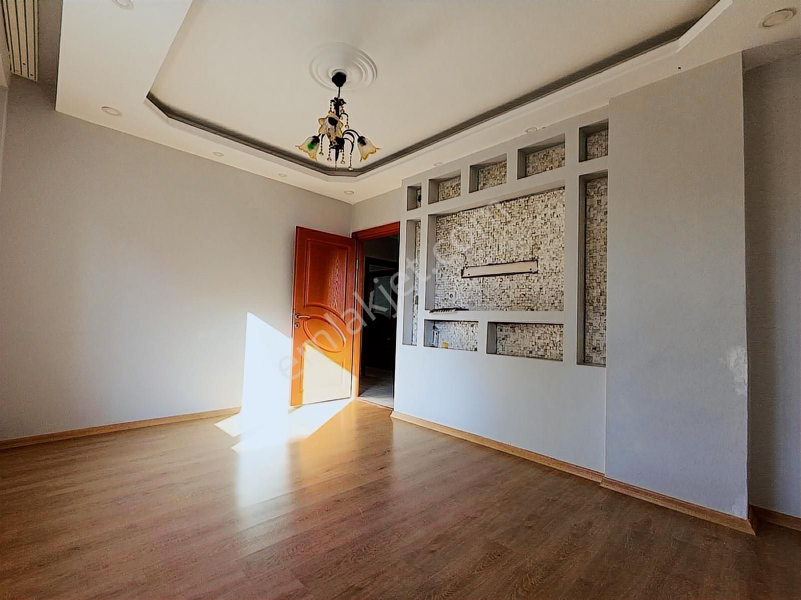 Ümraniye Esenkent Kiralik 3+1 Daire - Görsel 2