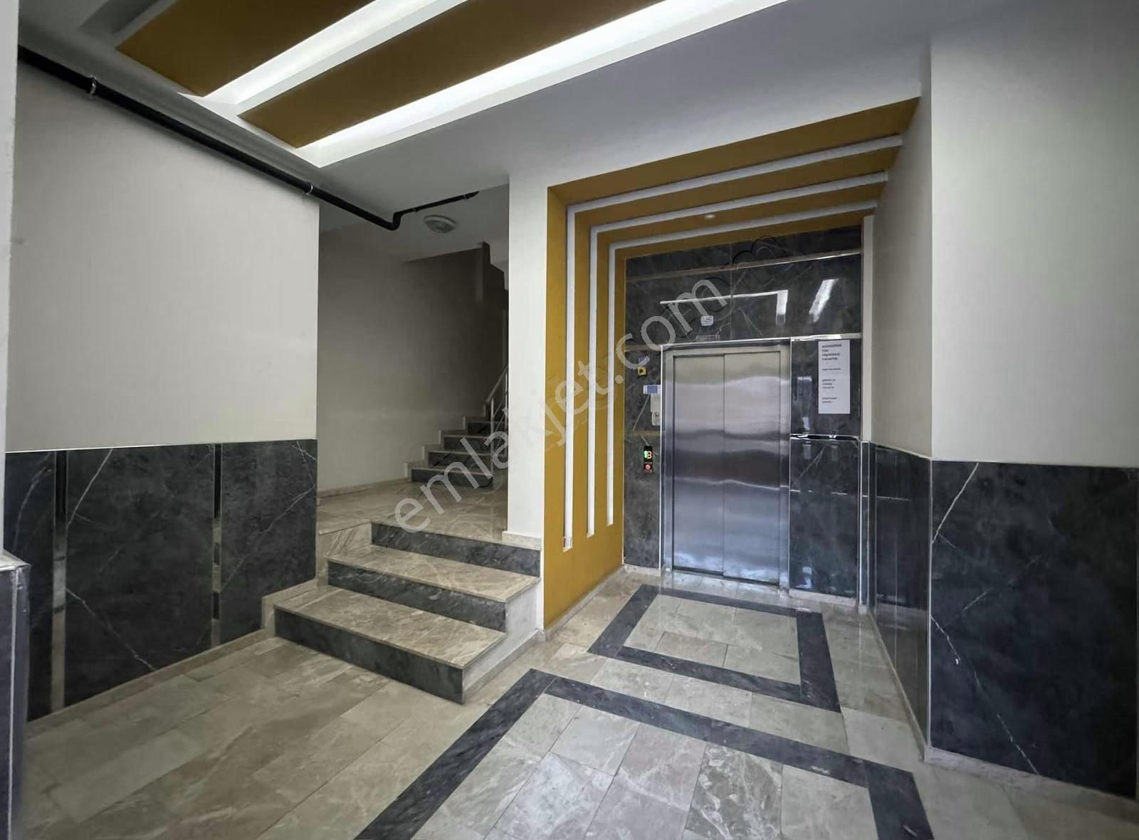 Bayraklı Cengizhan Mahallesi Westpark Yakını 2+1 Satılık Daire - Görsel 16