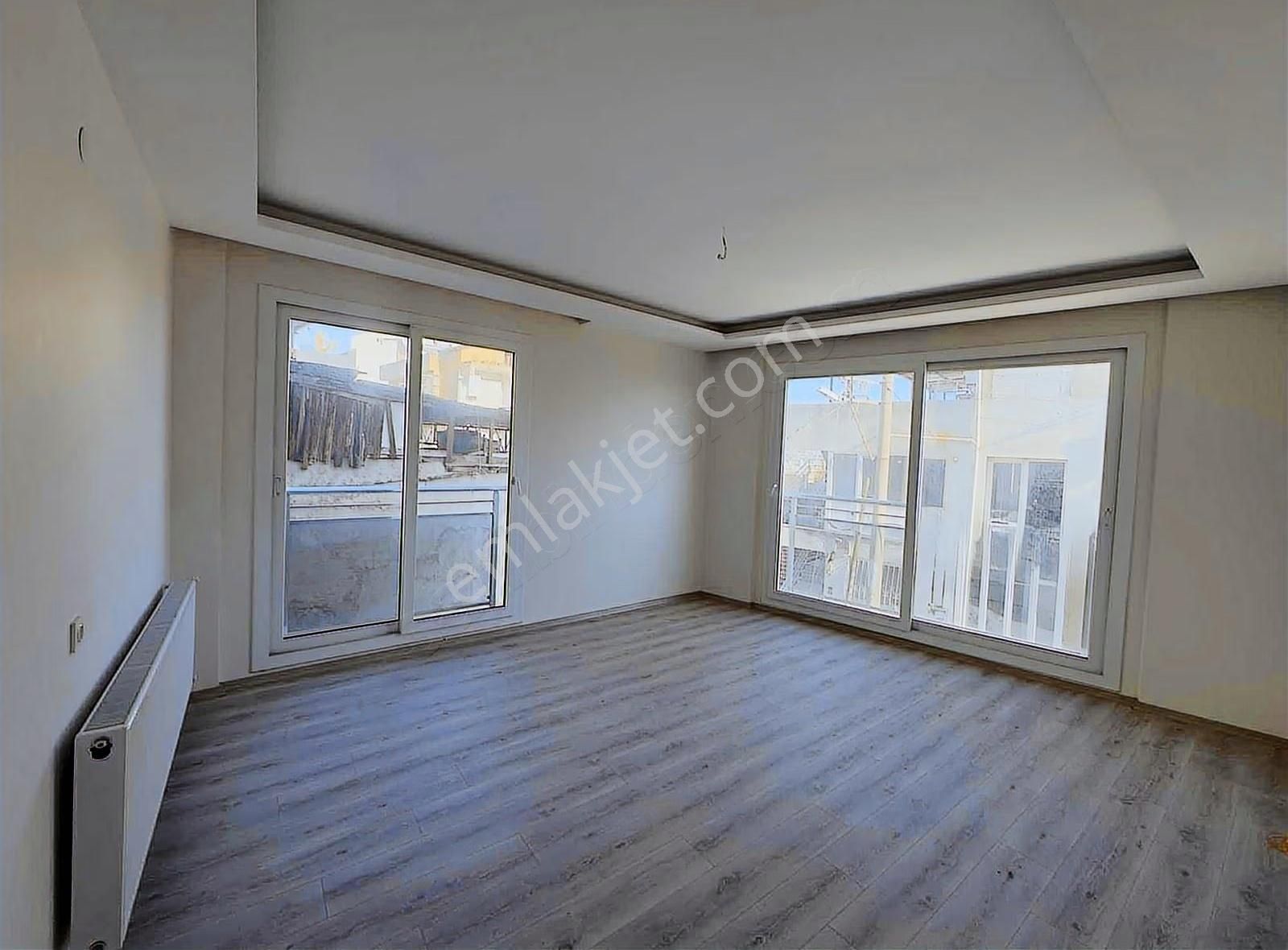 Bayraklı Cengizhan'da 2+1 Kapalı Mutfak Doğalgazlı Satılık Daire - Görsel 2