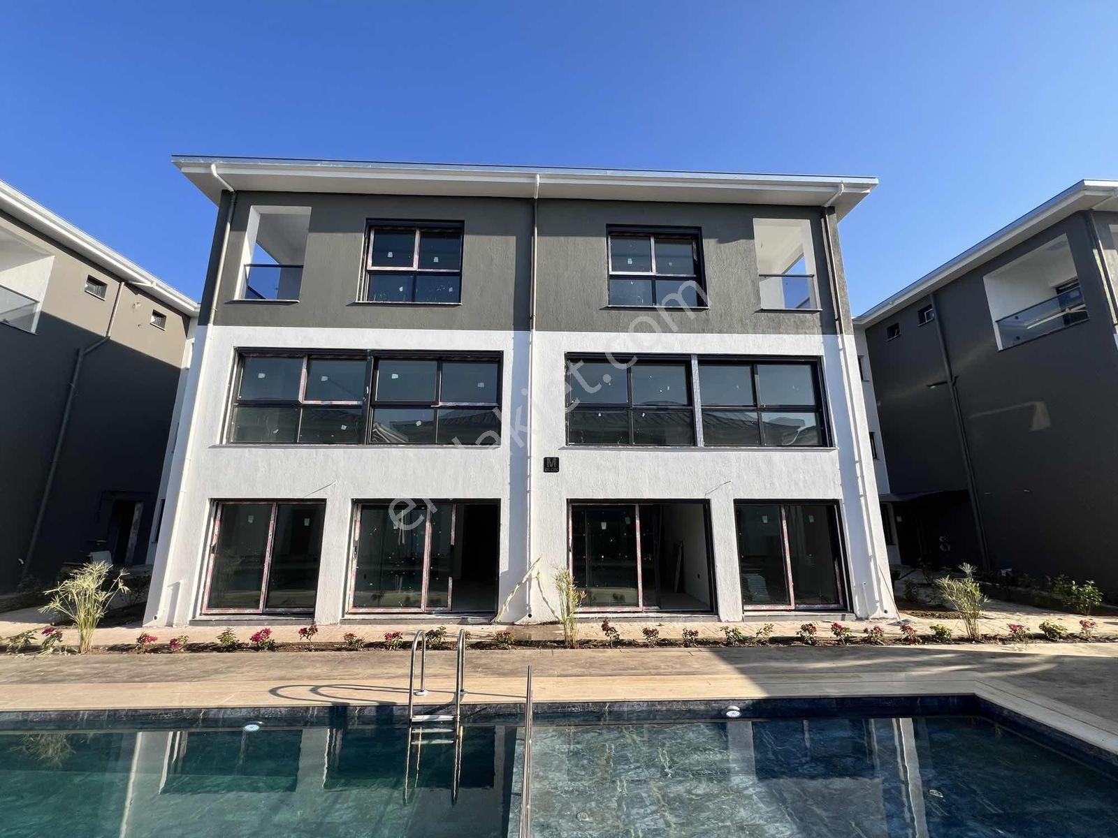 Havuz Cepheli Modern Yaşam Fırsatı - Görsel 8