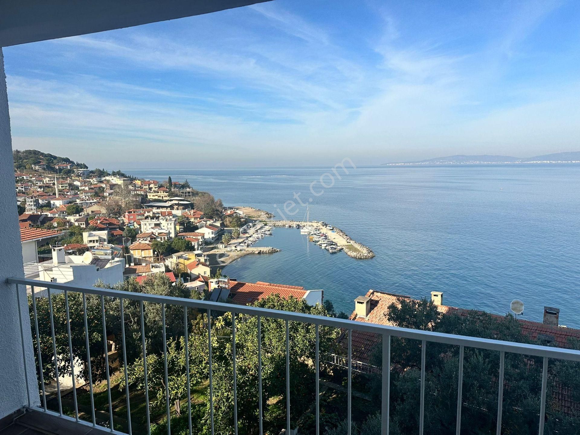 Kumyaka'da Full Deniz Manzaralı Doğa İle İç İçe Satılık Daire