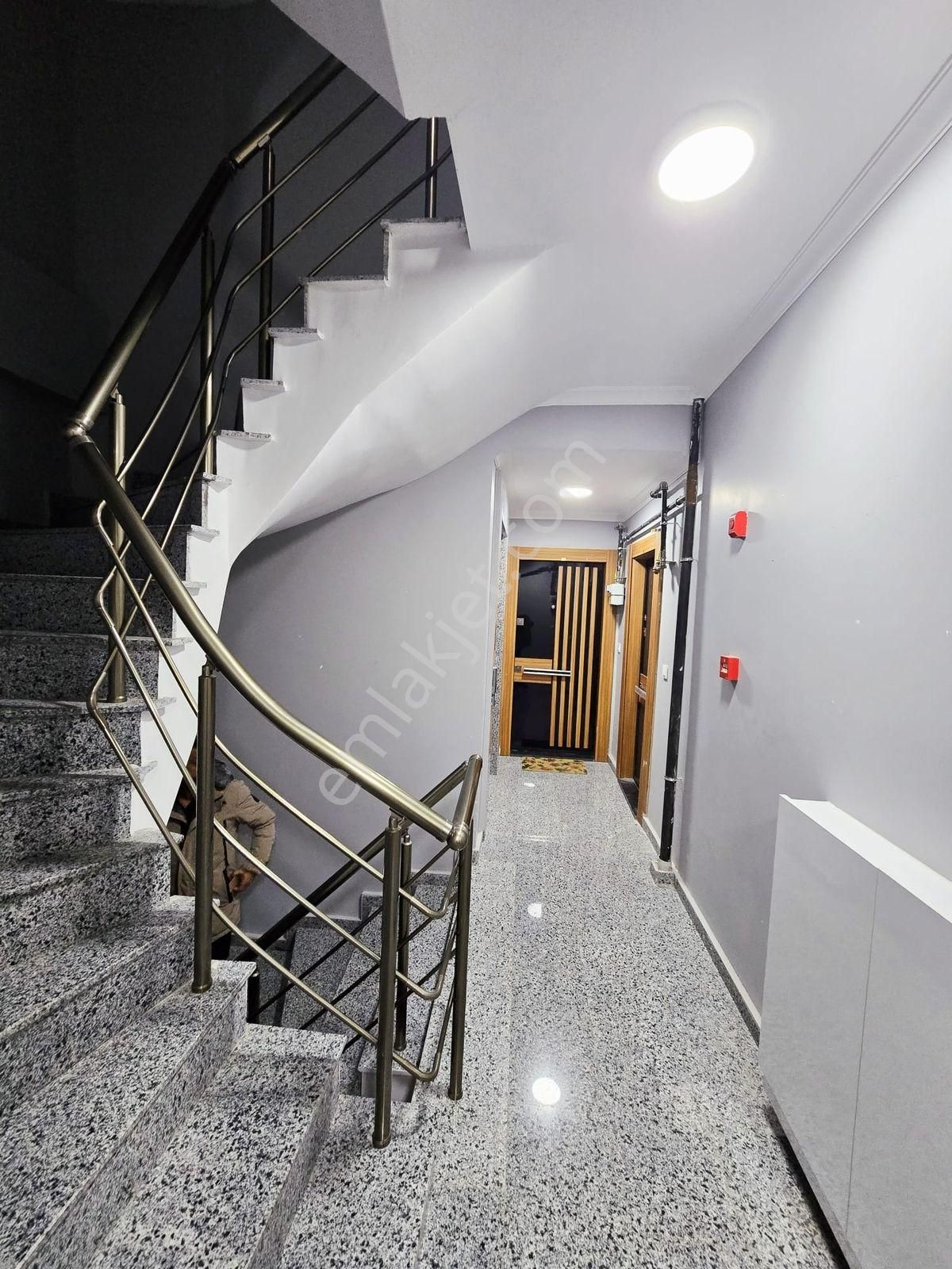 Cazip Fiyata-arakat-ön Cephe-balkonlu-yeni Bina 2+1 - Görsel 33