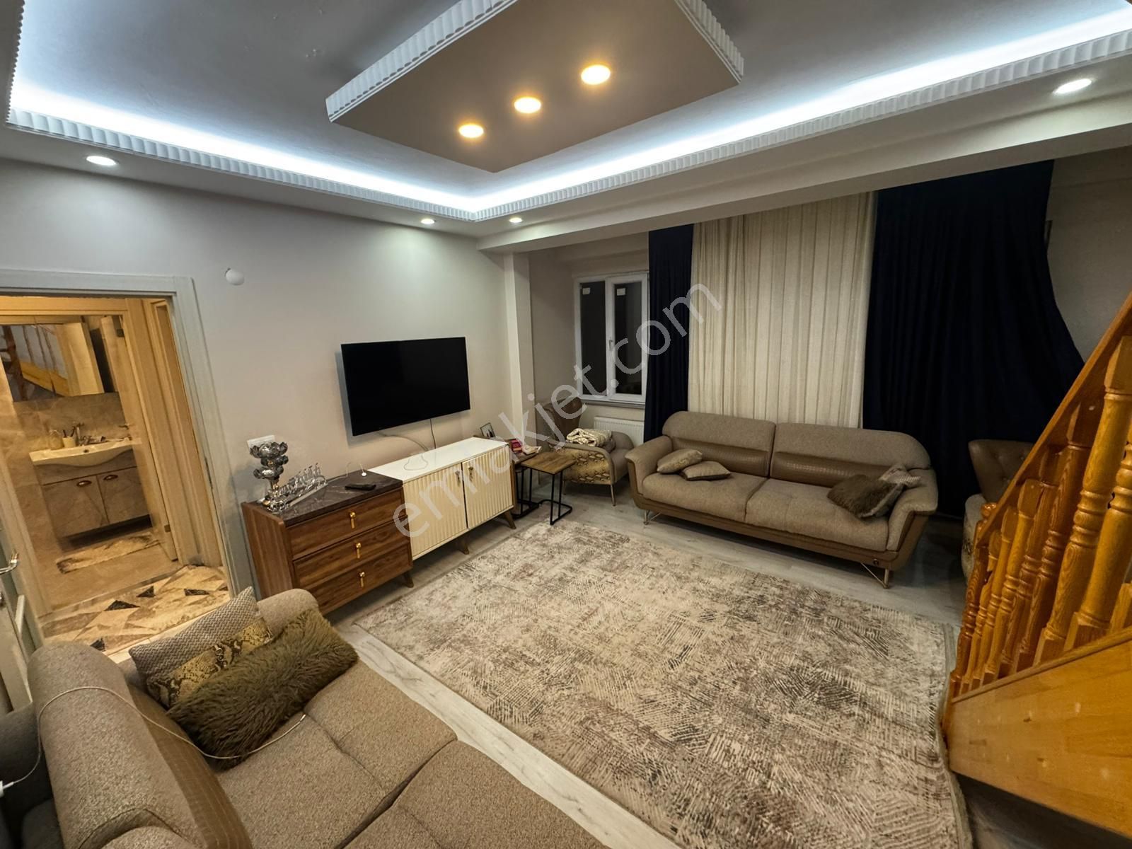 Üç Kardeşler'den Cebeci Mh 4+2 Asansörlü 3-yıllık Dublex