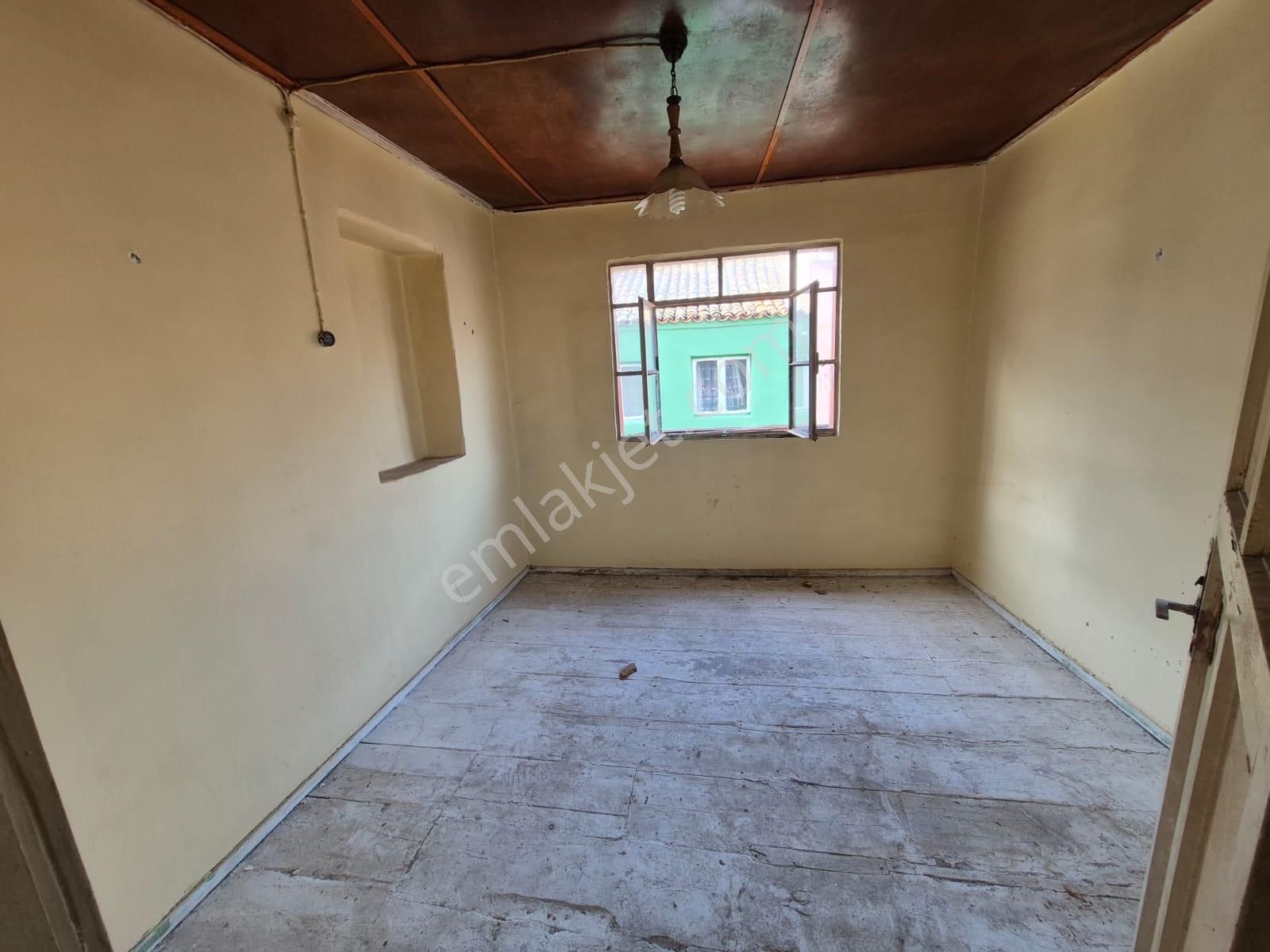 Rumeli World'den Ayvalık Merkezde Satılık Rum Evi - Görsel 9