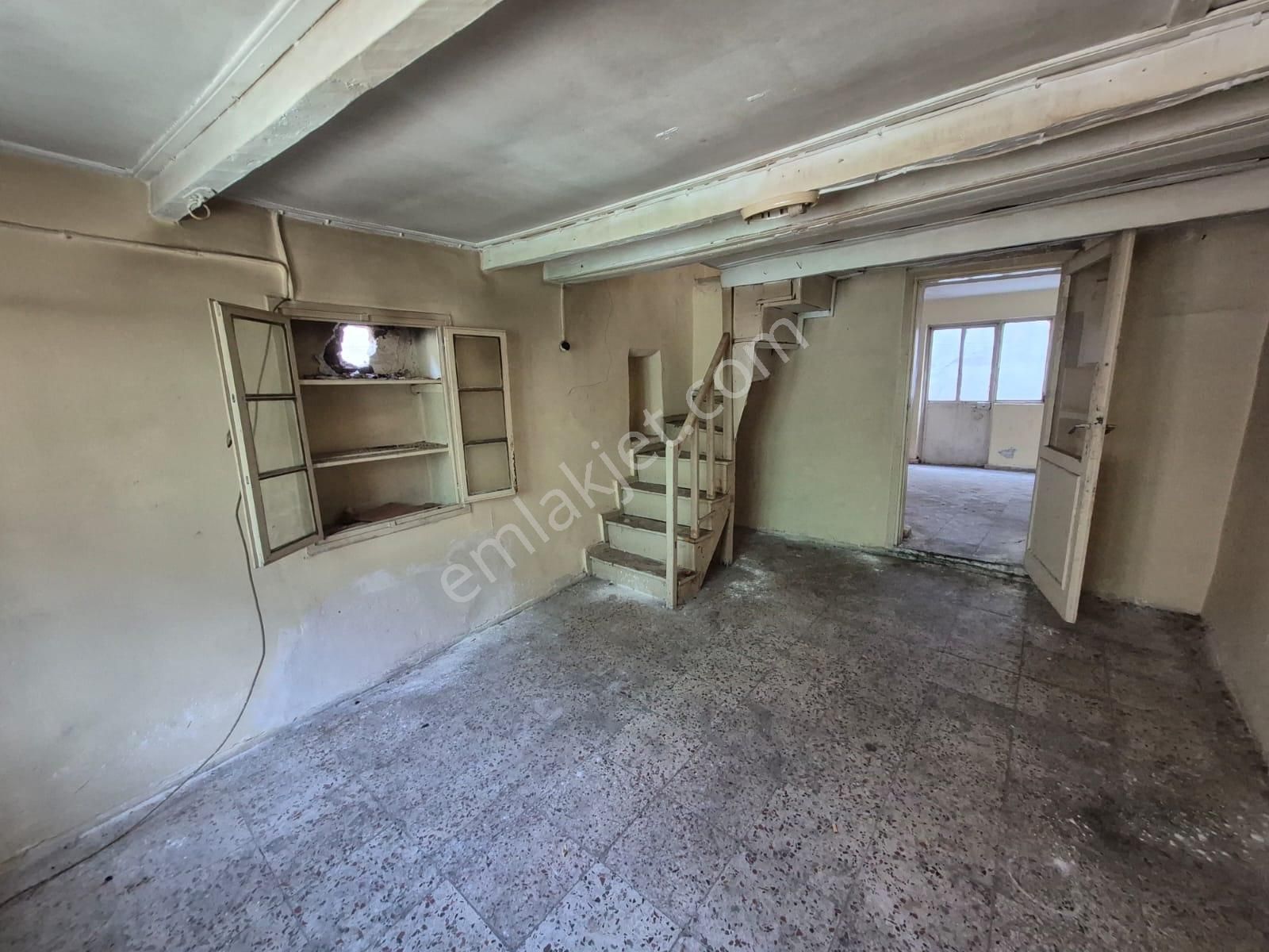 Rumeli World'den Ayvalık Merkezde Satılık Rum Evi - Görsel 17