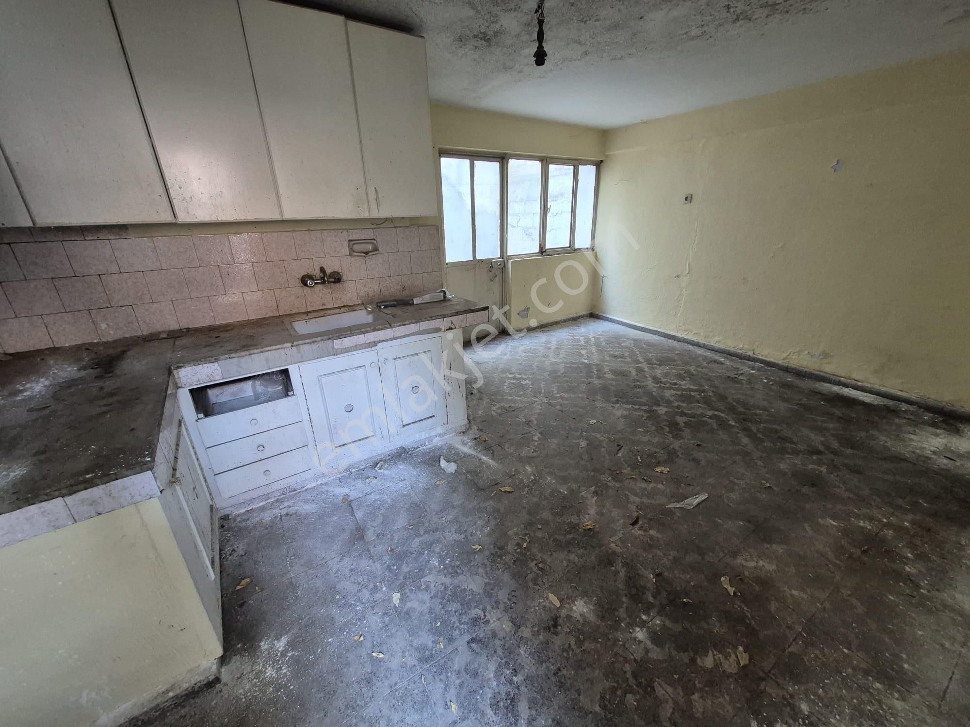 Rumeli World'den Ayvalık Merkezde Satılık Rum Evi - Görsel 11