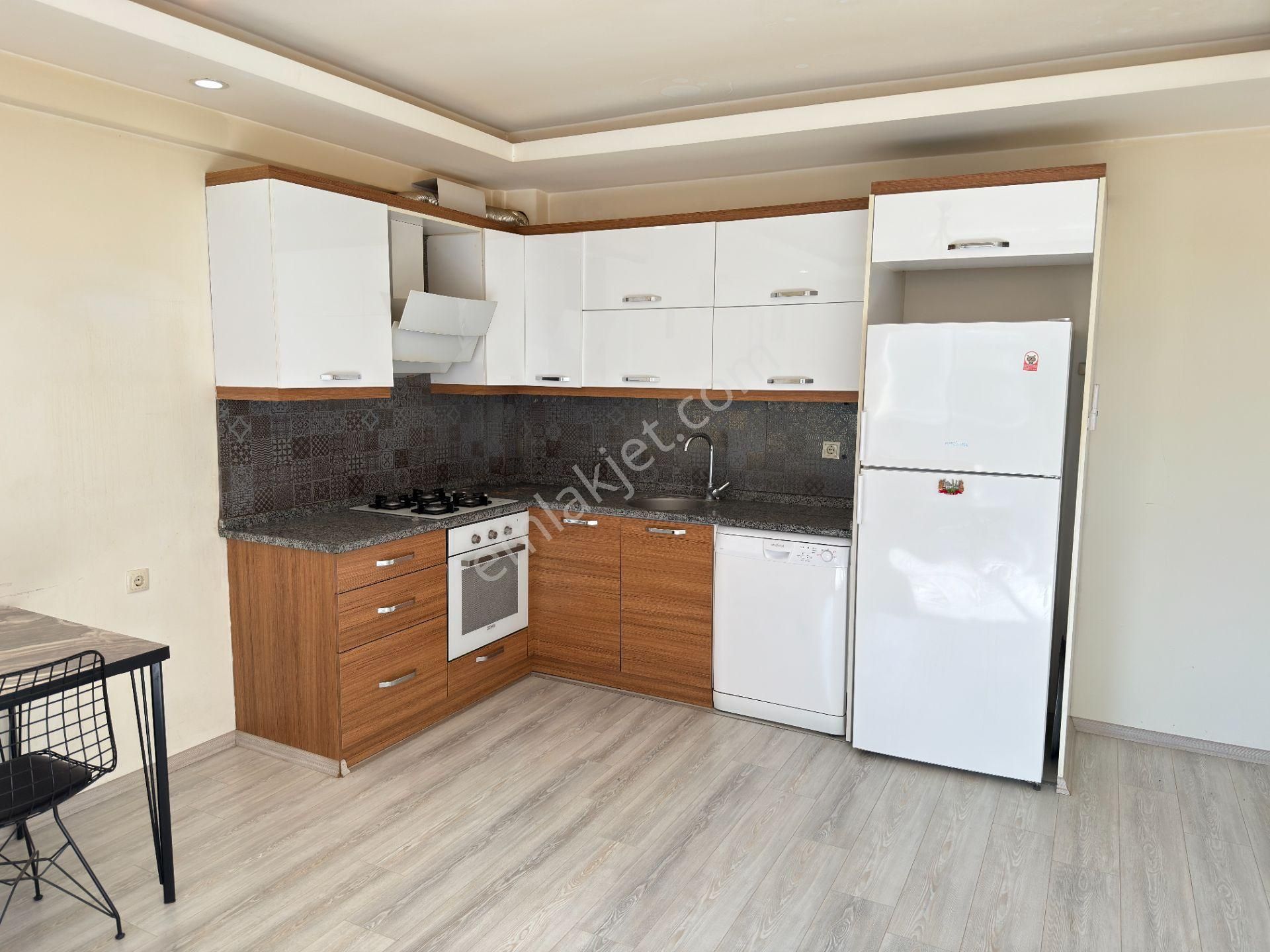 Davutlar’da Havuzlu Sıte İçerısınde, Satılık 2+1 Daıre - Görsel 12