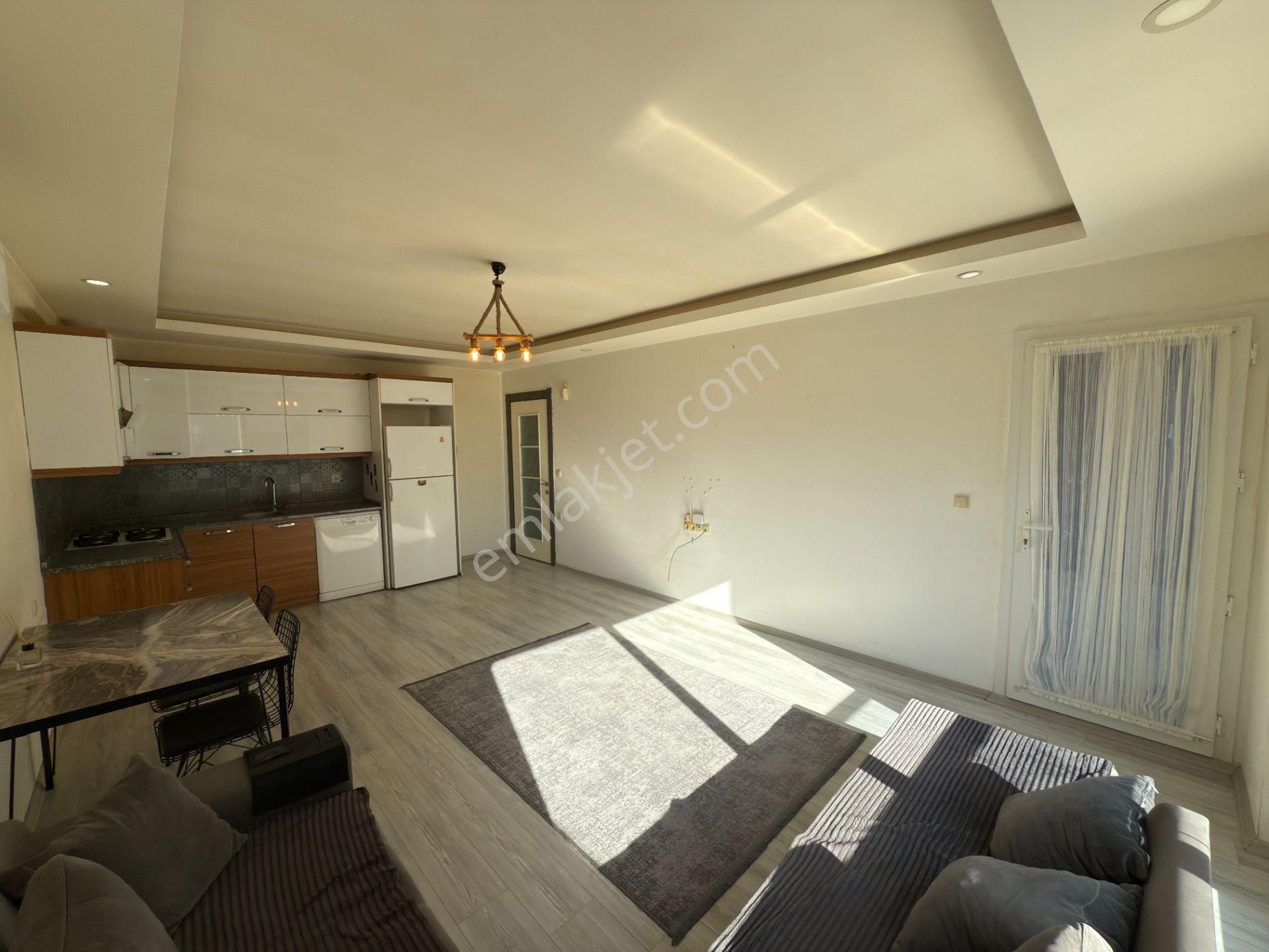 Davutlar’da Havuzlu Sıte İçerısınde, Satılık 2+1 Daıre - Görsel 9