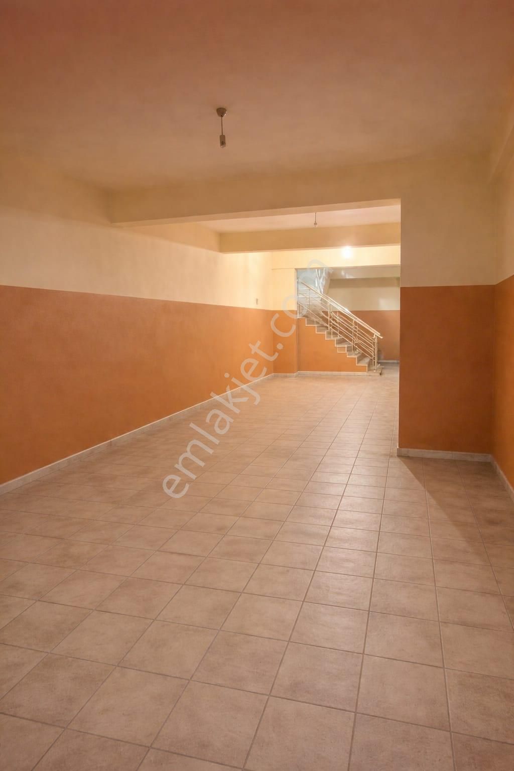 Goldhouse Dan Satılık Günlükbaşı Cadde Üzerinde Depolu 195 M2 Fırsat Fiyata Dükkan - Görsel 23