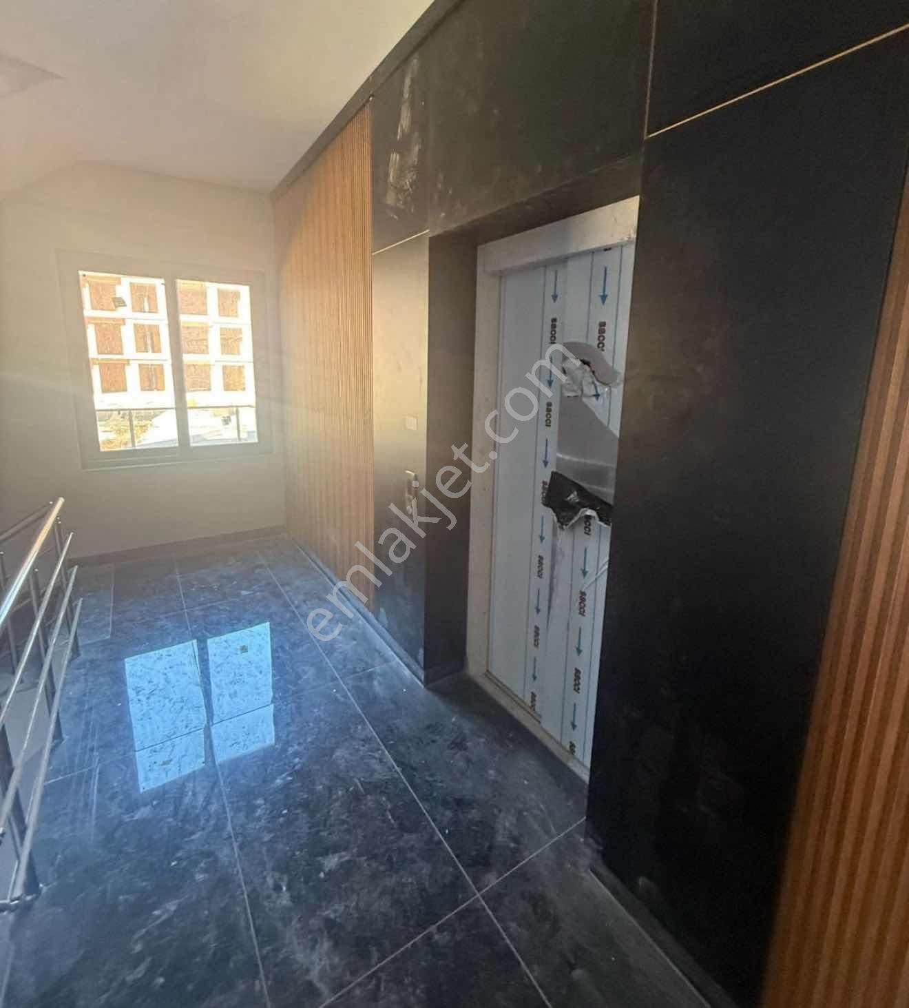 Altıntaş'da 1+1 Bahçe Kullanımlı Satılık Daire - Görsel 7