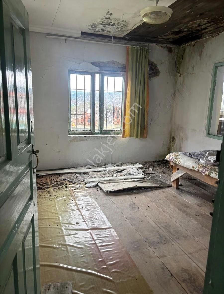 Köy Emlaktan Taş Ev Ve Bahçe Satışa Sunulmuştur. - Görsel 26