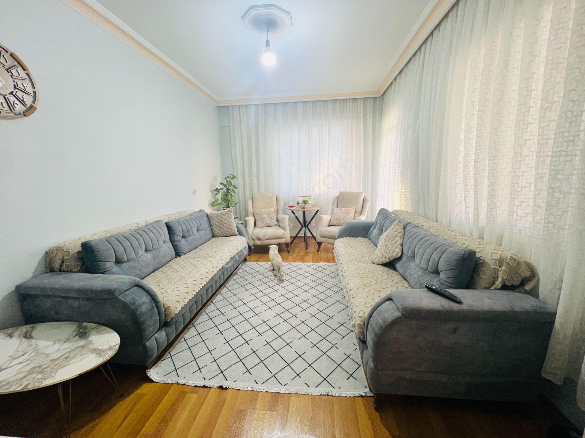 Örnek Unlu Mamülleri Arkası Katta Fırsat 2+1 Daire