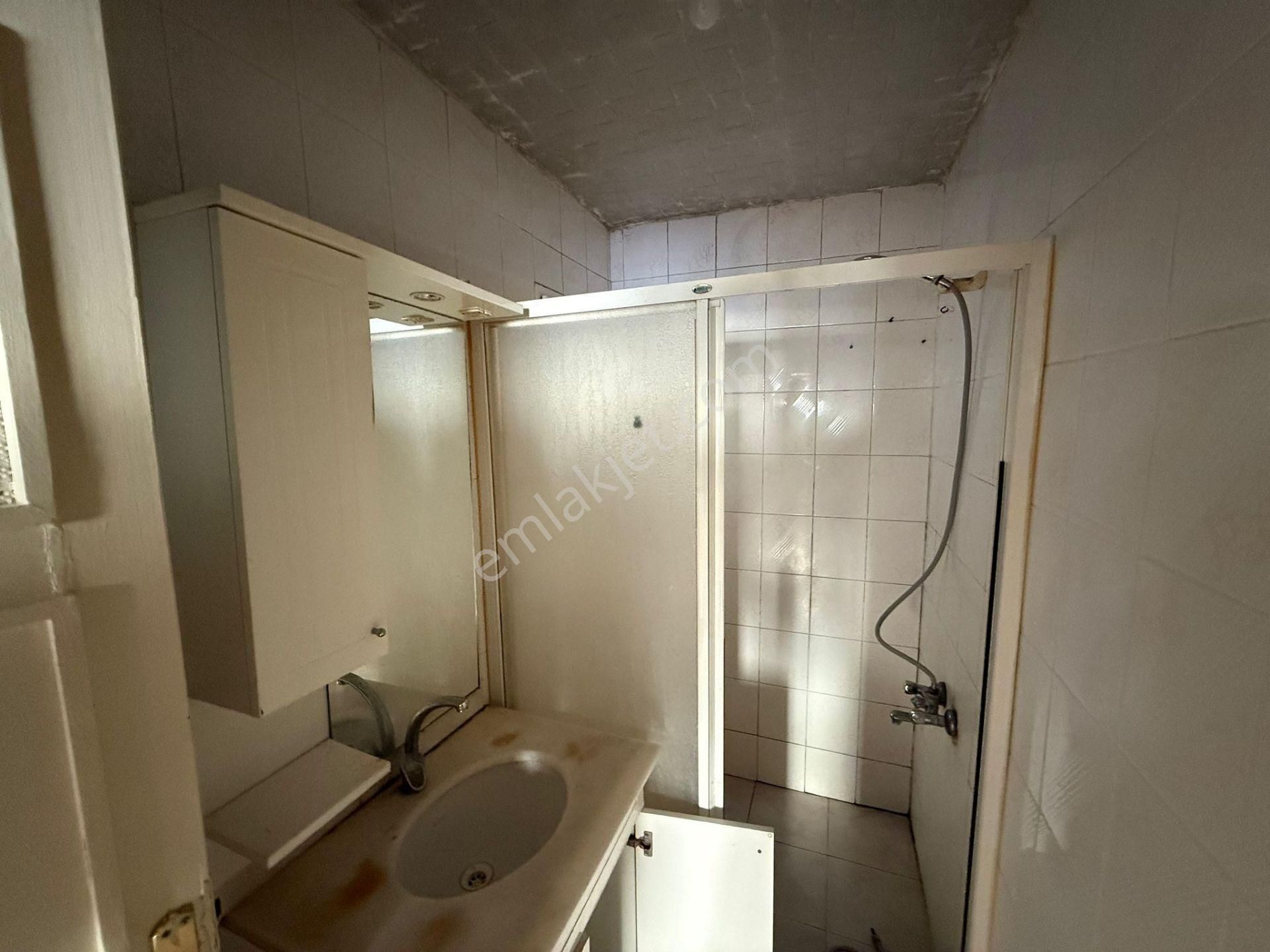 Yunus Emre Caddesi Ve Danışment Göbek Paraleli Katta Ön Cephe - Görsel 24