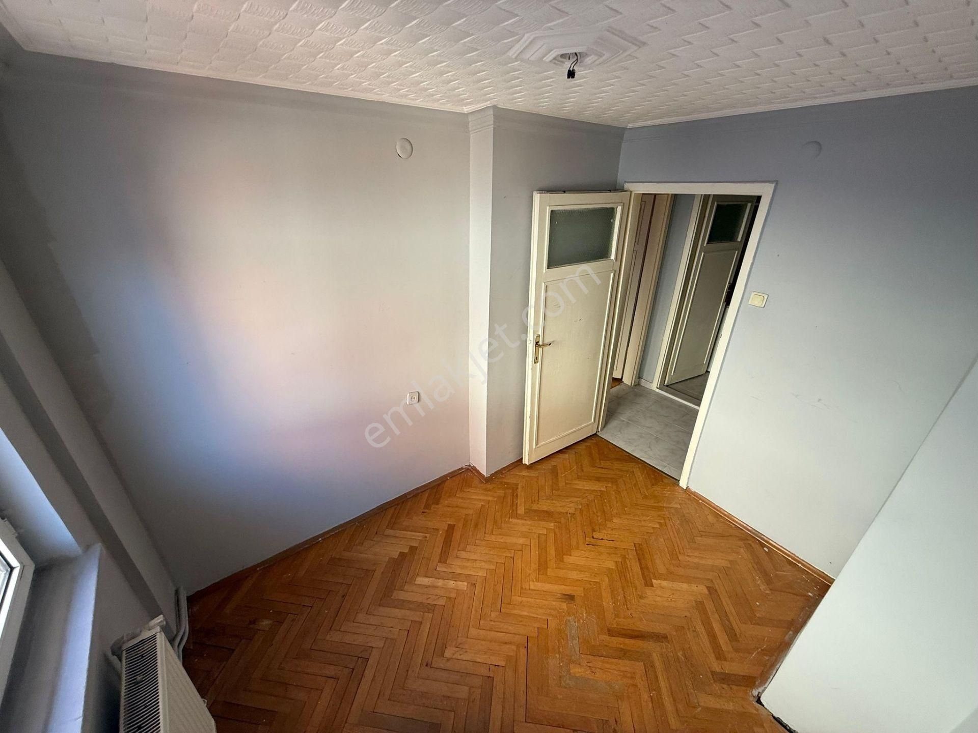 Yunus Emre Caddesi Ve Danışment Göbek Paraleli Katta Ön Cephe - Görsel 9