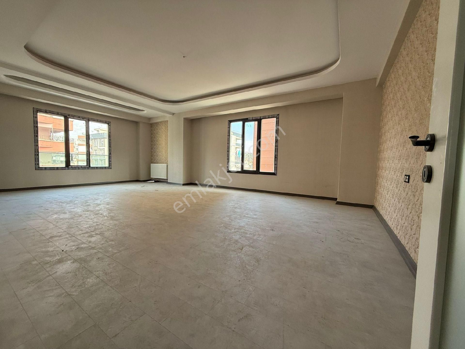 Yavuz Emlak Tan Satılık Daire Arakat Karaköprü Otogar Yanında 5+1 - Görsel 27