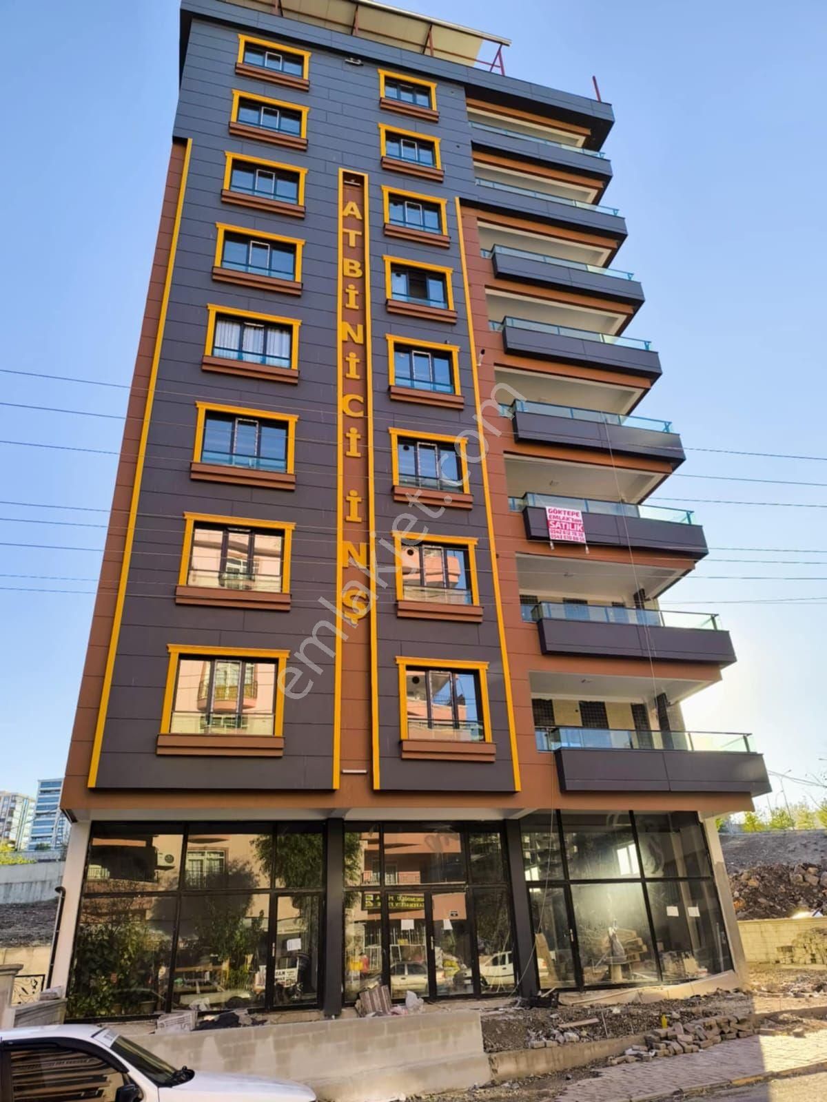 Yavuz Emlak Tan Satılık Daire Arakat Karaköprü Otogar Yanında 5+1 - Görsel 2