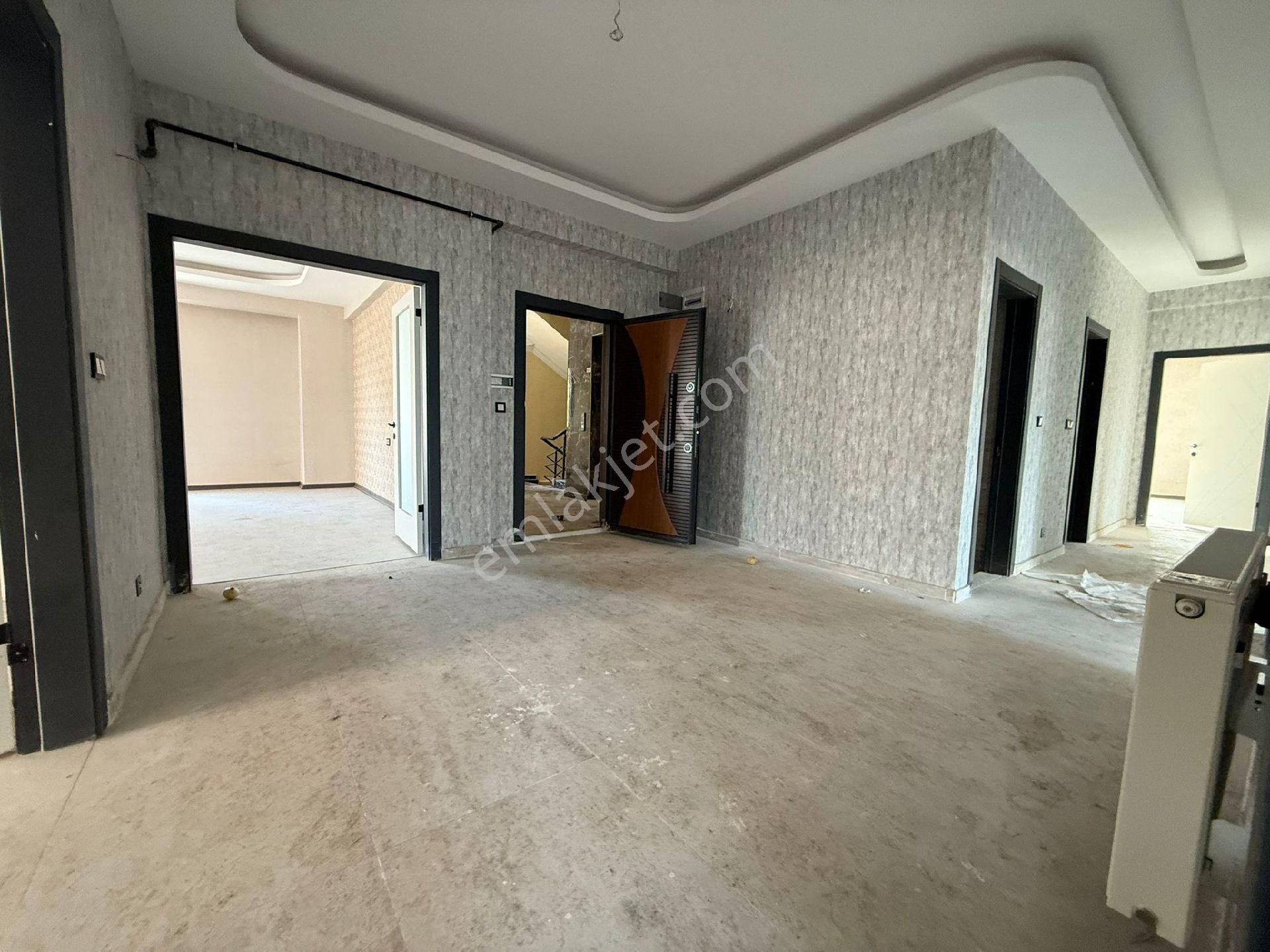 Yavuz Emlak Tan Satılık Daire Arakat Karaköprü Otogar Yanında 5+1 - Görsel 24