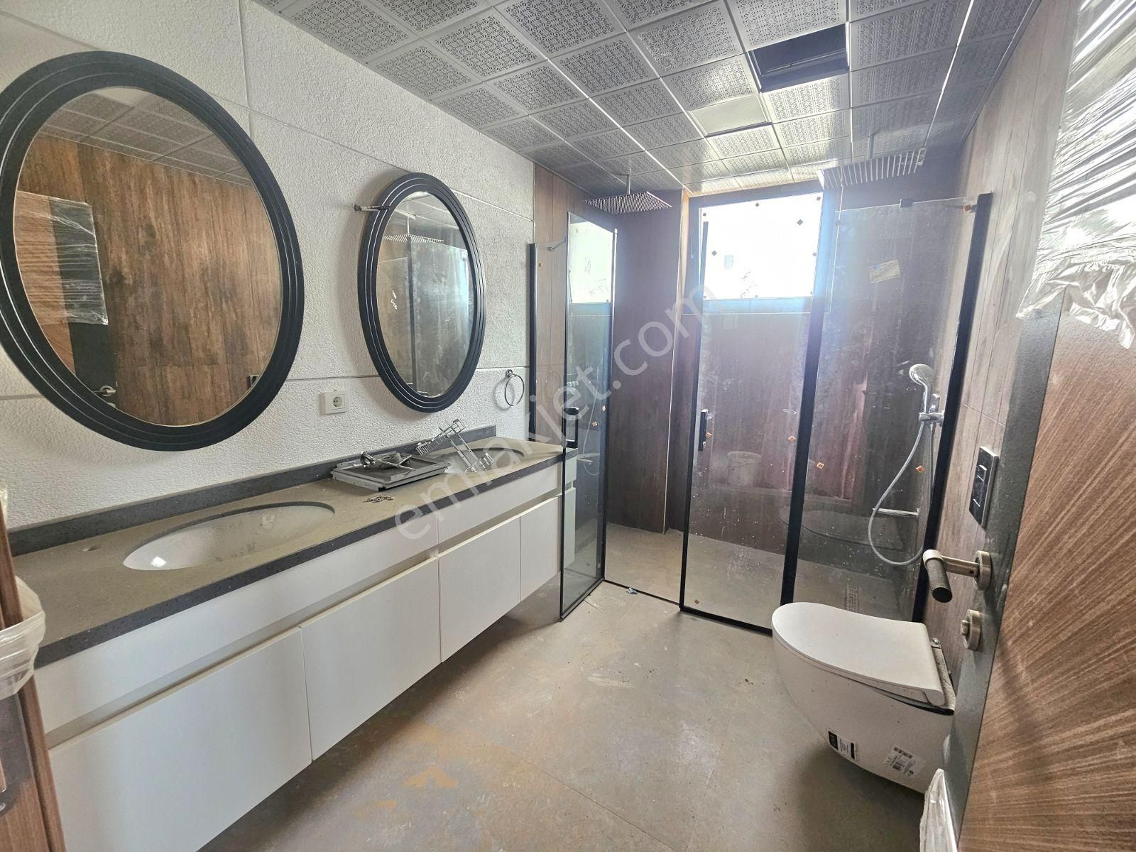 Kemeragzı'nda Ultra Luks 4+1 Mustakıl Vılla - Görsel 9