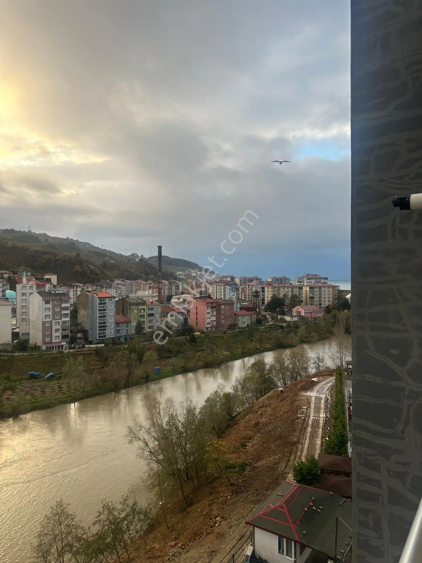 Tirebolu Yeişil Yaşamda 3+1 Fırsat Daire - Görsel 2