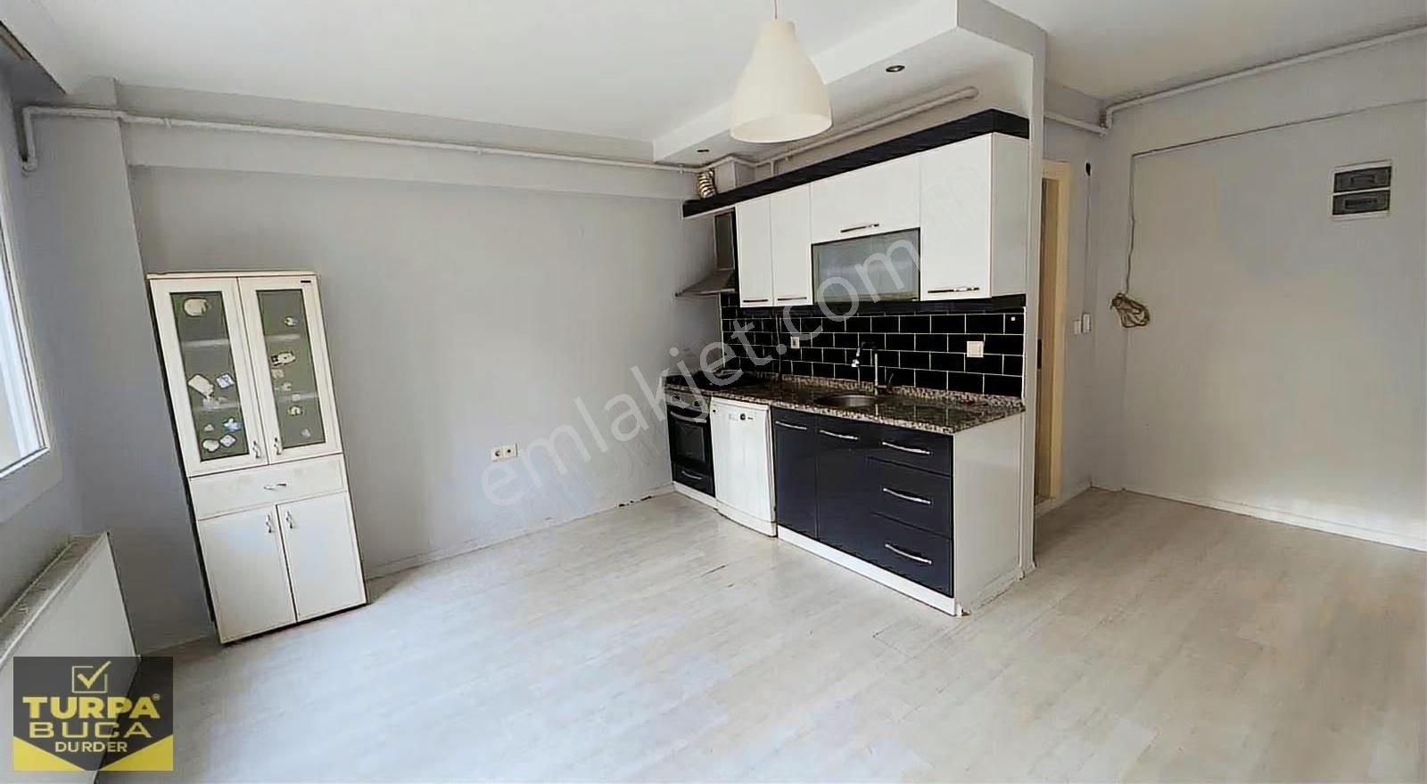 Turpa''dan Hasanağa Dibi 1+1 60m2 D.gazlı Klimalı Bahçeli Daire