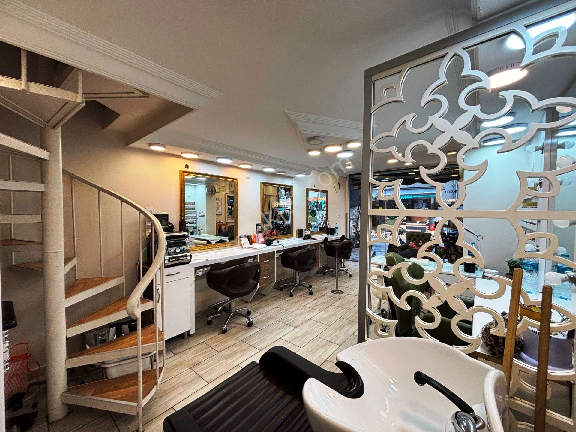 Bahariye Caddeye İlk Bina 70m2 İskanlı Asma Katlı Satılık Dükkan - Görsel 8