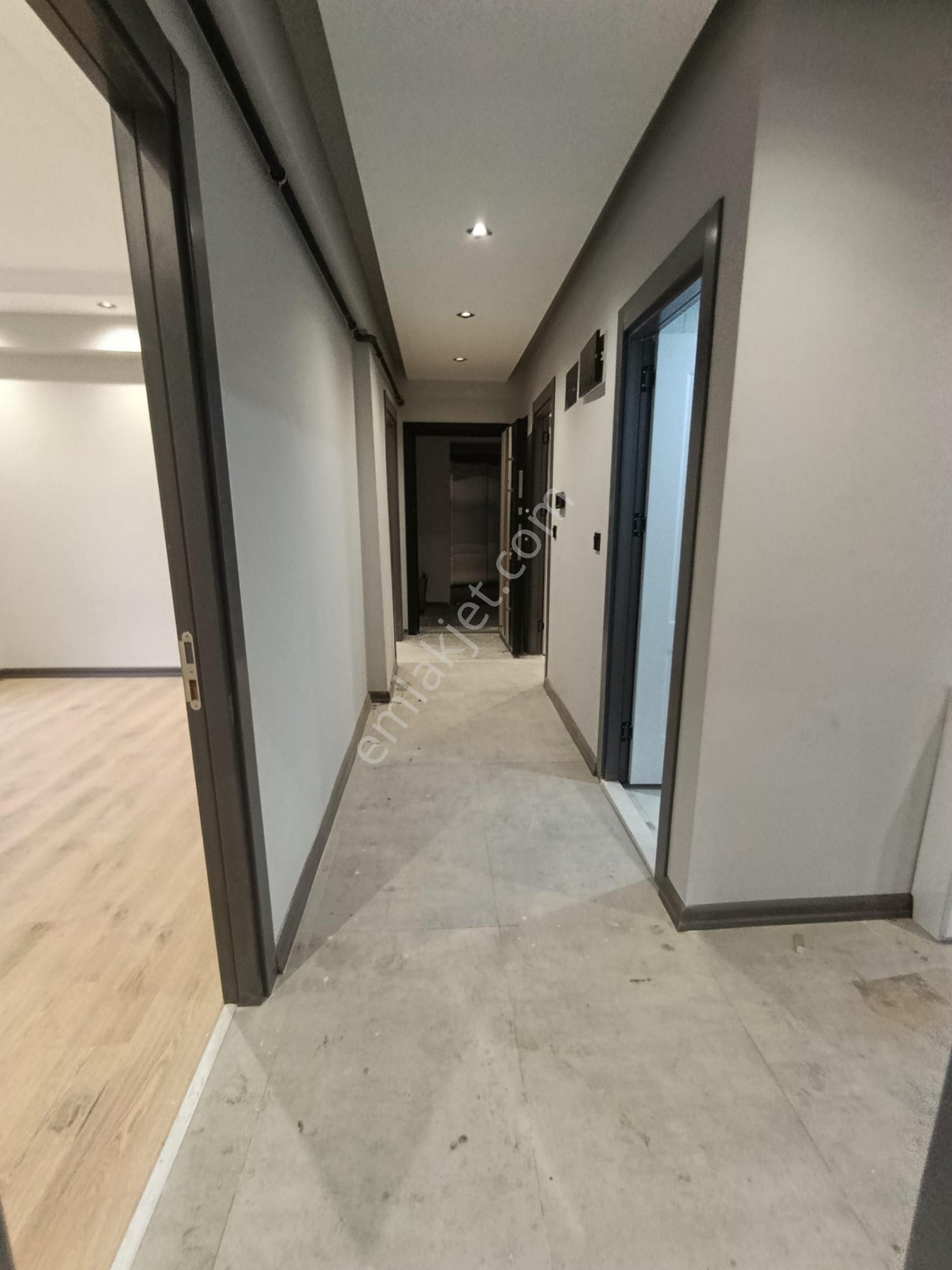 Çamlıca Mahallesi Birlik Caddesinde 3+1 Satılık Sıfır Daire - Görsel 16