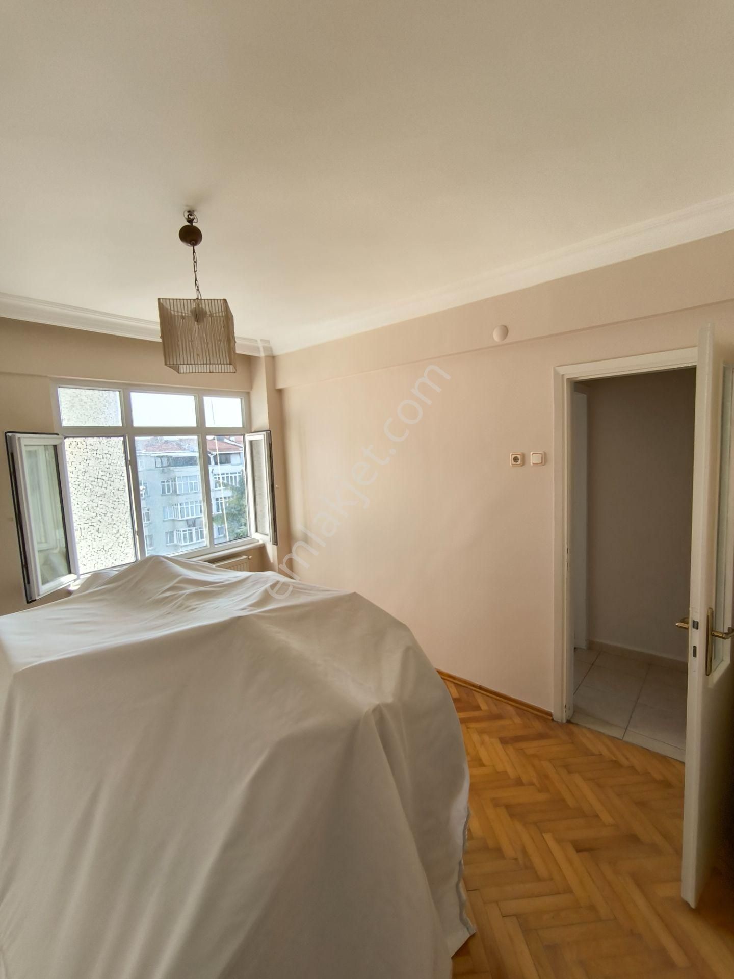 Merkezi Lokasyonda Açık Otoparklı 3+1 Temiz Satılık Daire - Görsel 13