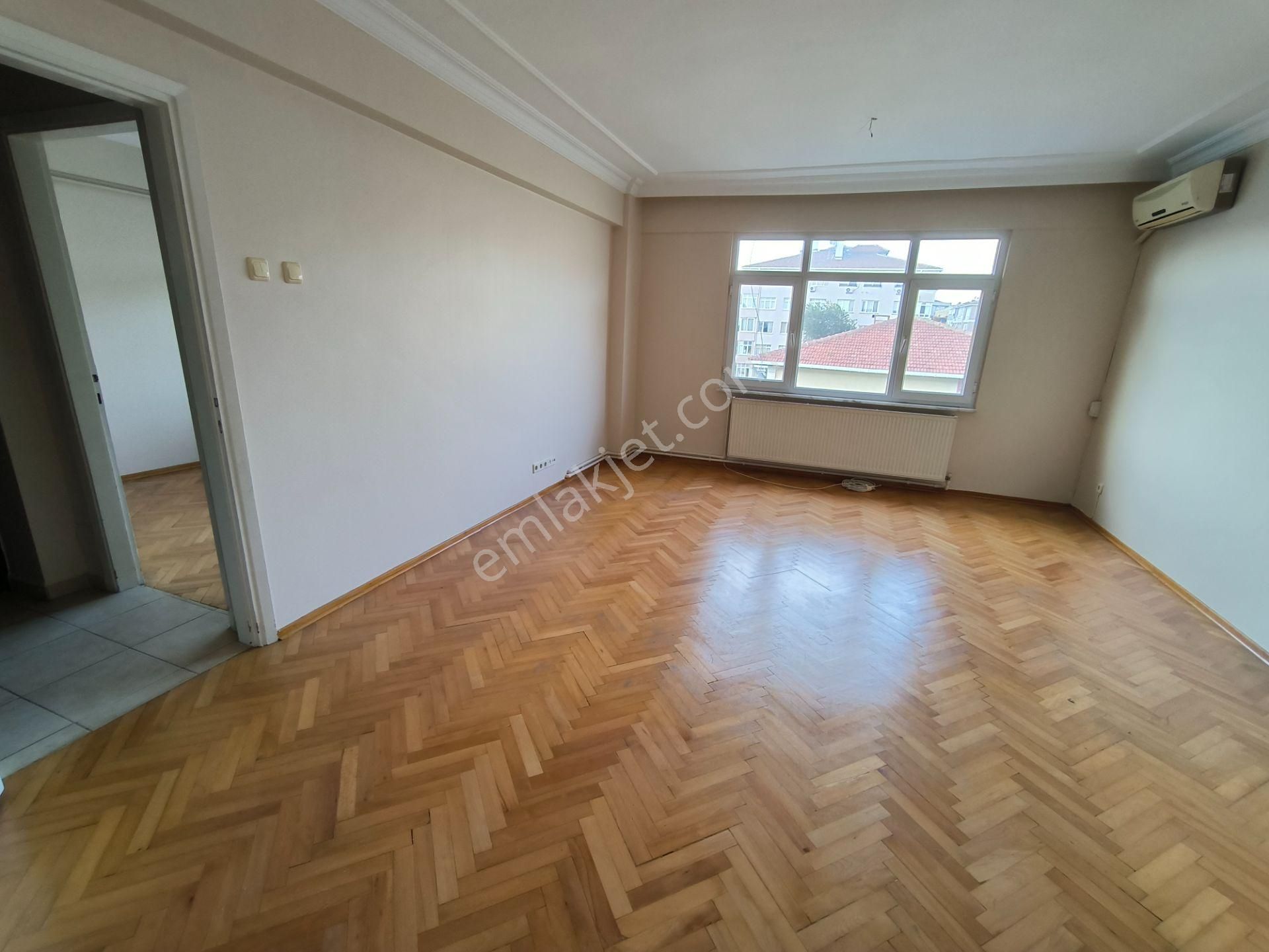 Merkezi Lokasyonda Açık Otoparklı 3+1 Temiz Satılık Daire - Görsel 5