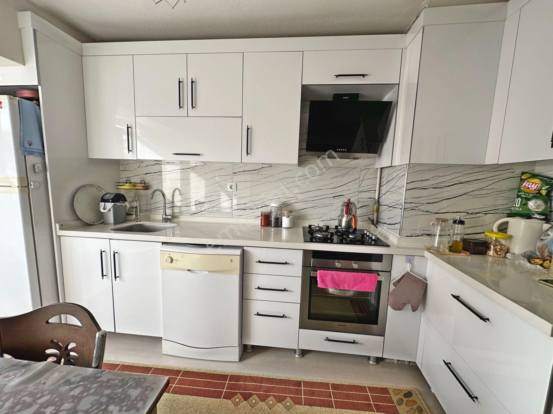 Şafaktepe Park Yakını Manzaralı Full Yapılı 3+1 Satılık Daire - Görsel 15