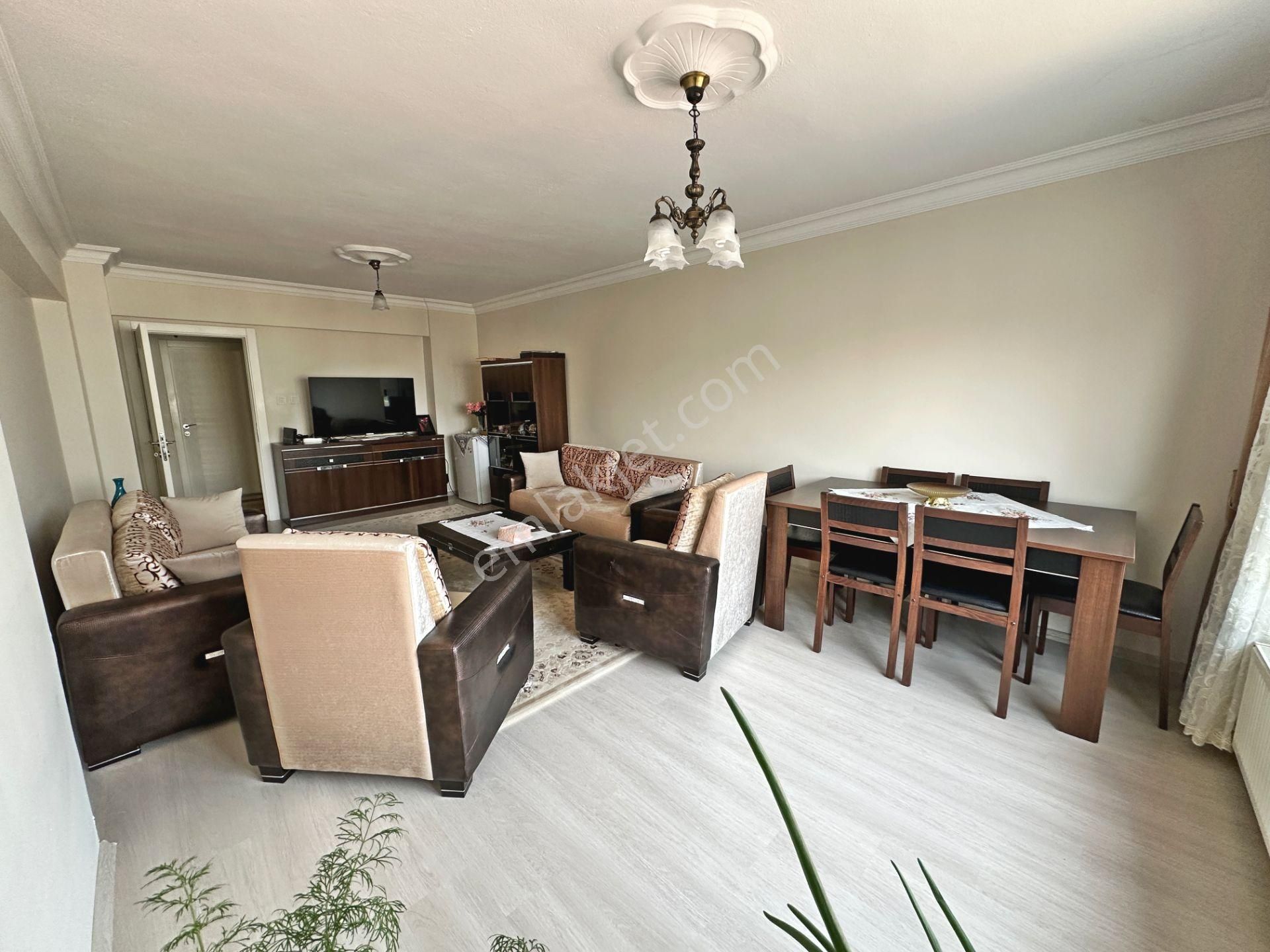 Şafaktepe Park Yakını Manzaralı Full Yapılı 3+1 Satılık Daire - Görsel 3