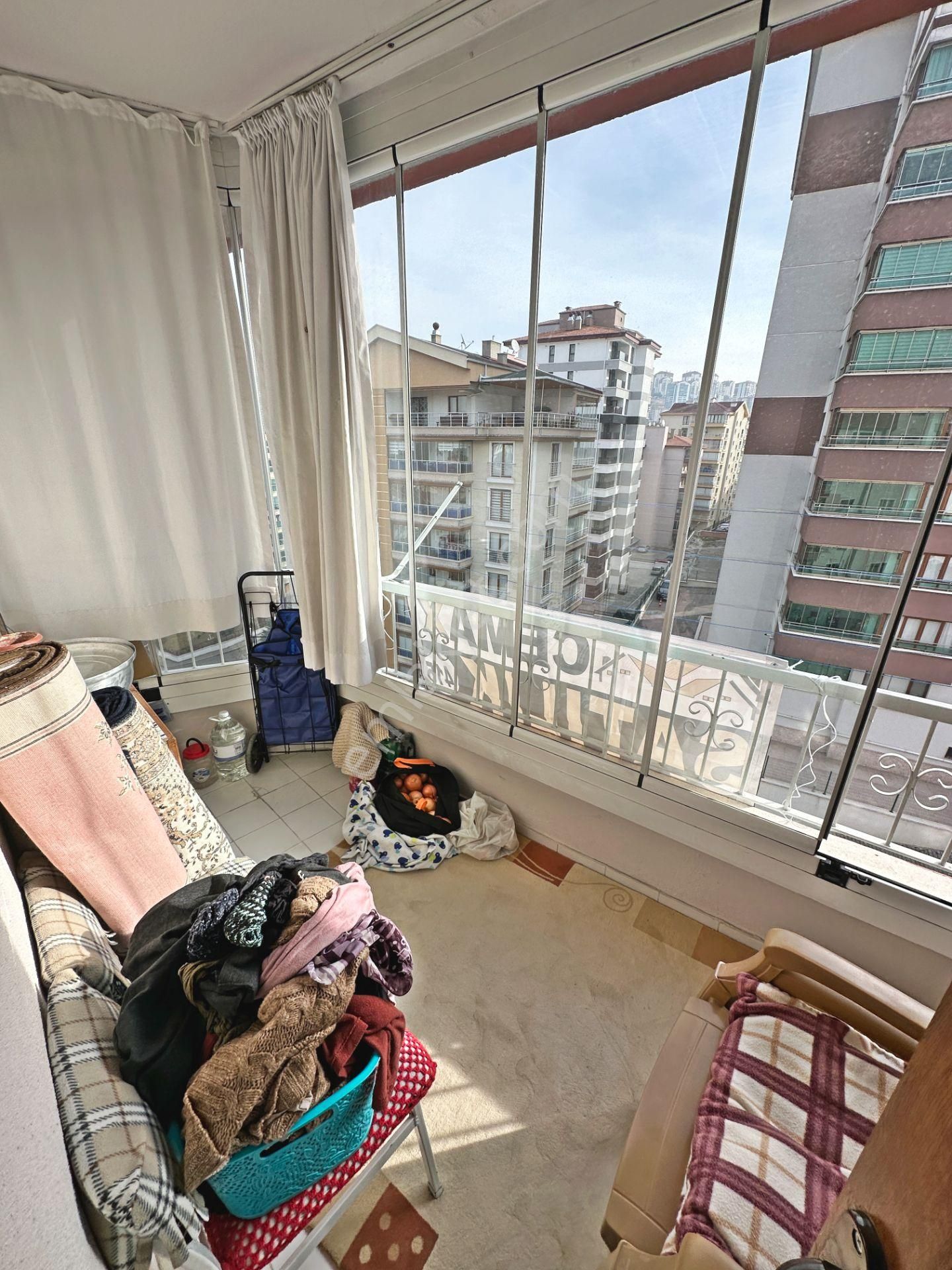 Şafaktepe Park Yakını Manzaralı Full Yapılı 3+1 Satılık Daire - Görsel 9