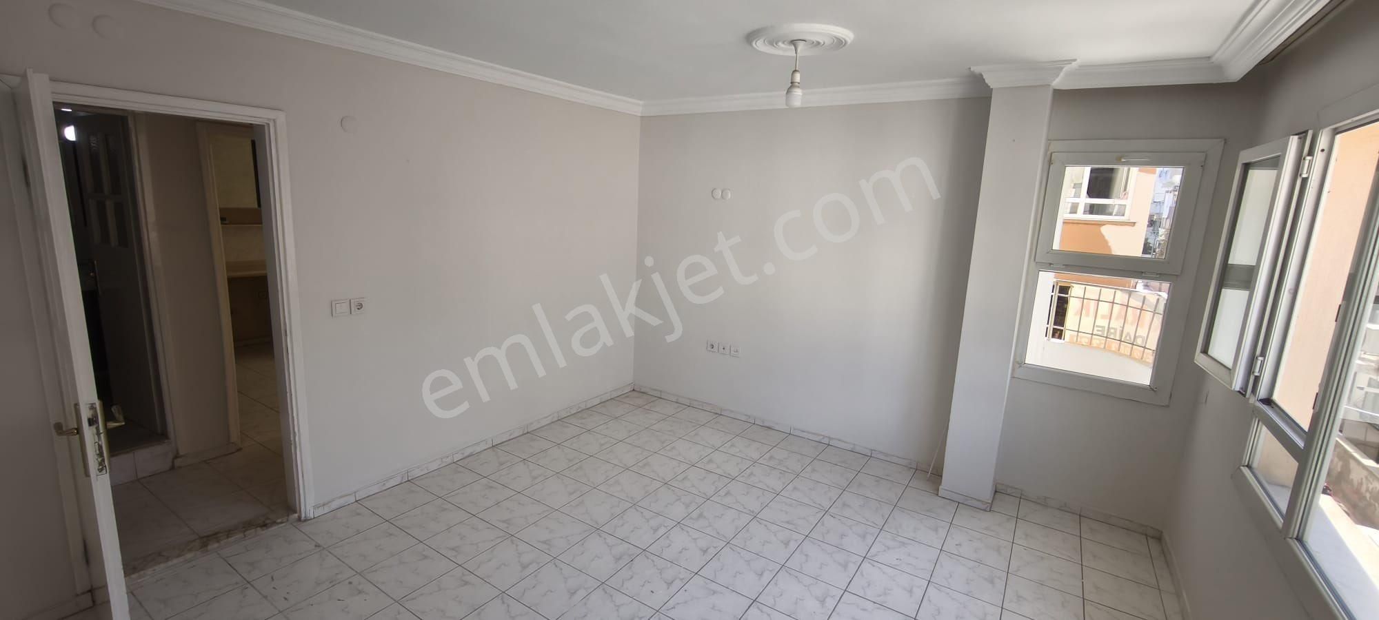 Merkezde 2+1 Kapalı Mutfaklı Satılık Daire - Görsel 4