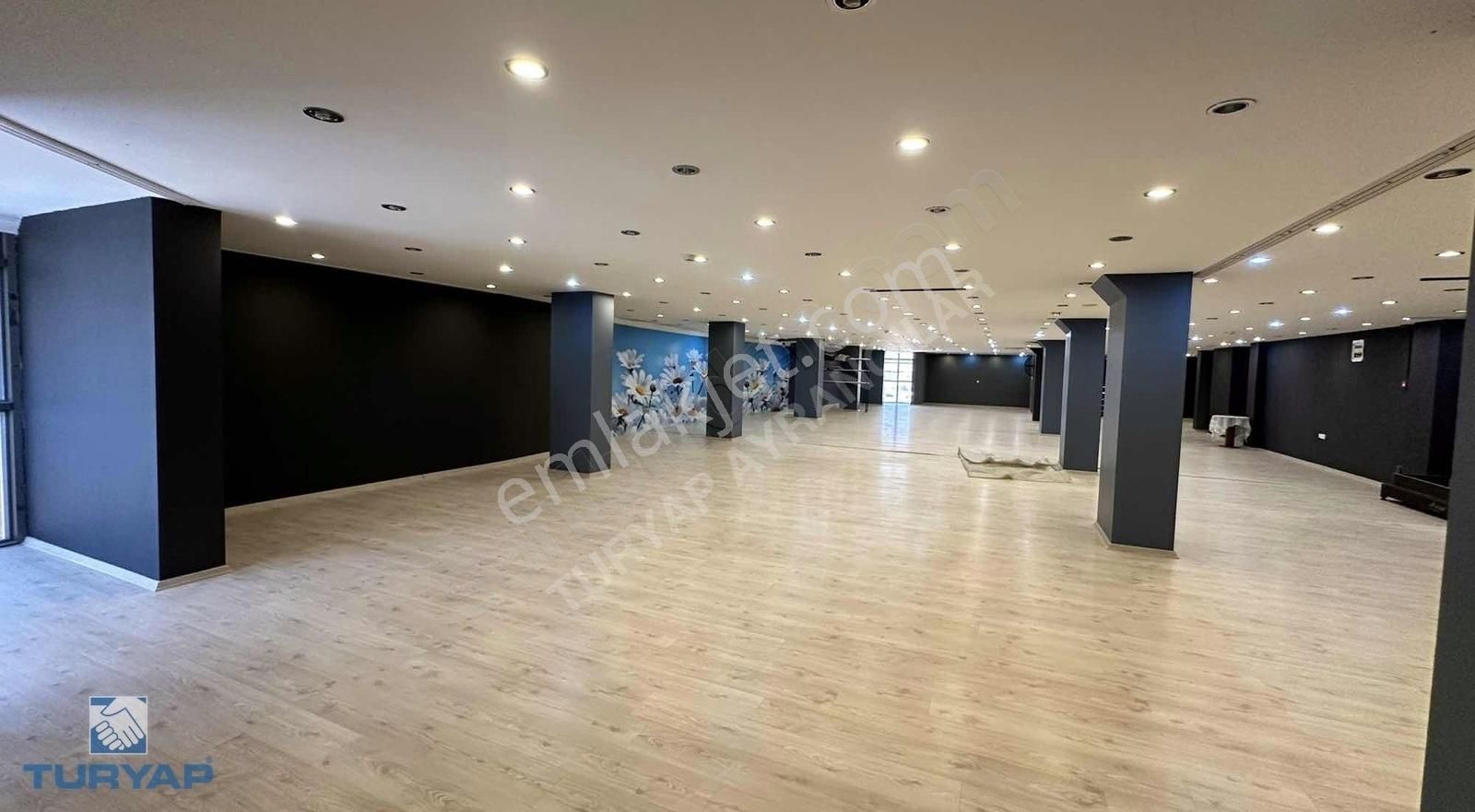 Turyap'tan Ana Cadde Üzeri 4 Katlı 1350m2 Komple Kiralık İşyeri - Görsel 9