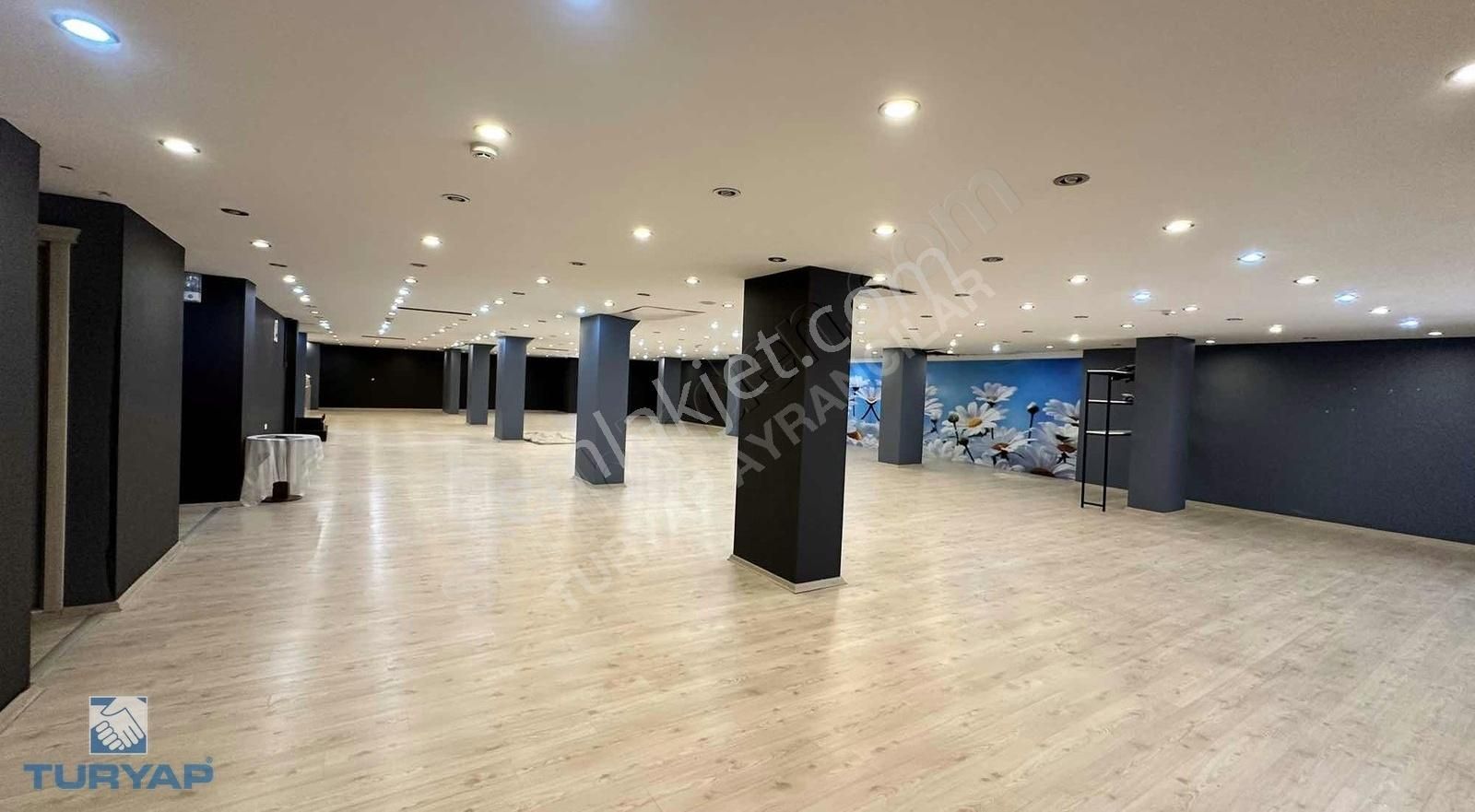 Turyap'tan Ana Cadde Üzeri 4 Katlı 1350m2 Komple Kiralık İşyeri - Görsel 4