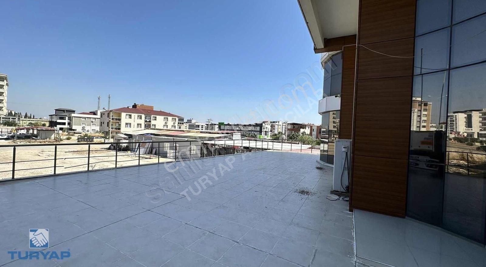 Turyap'tan Ana Cadde Üzeri 4 Katlı 1350m2 Komple Kiralık İşyeri - Görsel 24