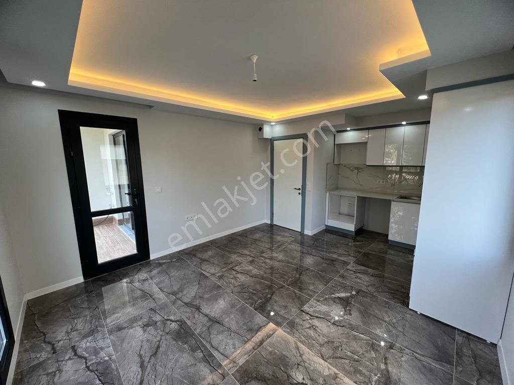 Akçay Oya Gayrimenkul'den Zeytinli'de Bahçe Kullanımlı 2+1 Sıfır Daire - Görsel 28