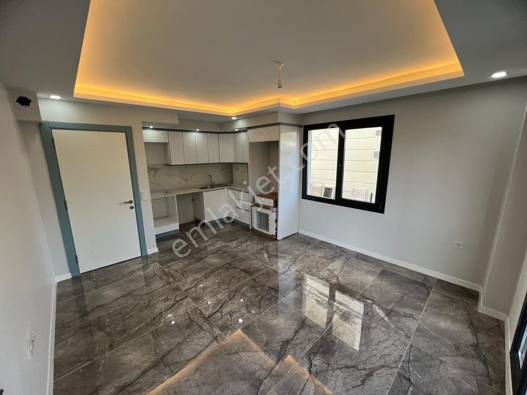 Akçay Oya Gayrimenkul'den Zeytinli'de Bahçe Kullanımlı 2+1 Sıfır Daire - Görsel 24