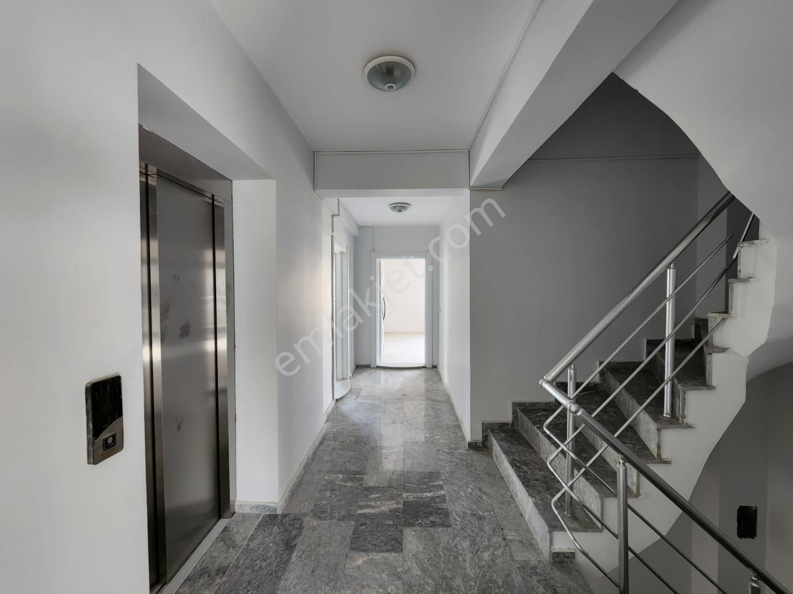 Seyrek Bakırçay Üniversitesi Yakını Satılık 1+1 Daire - Görsel 11