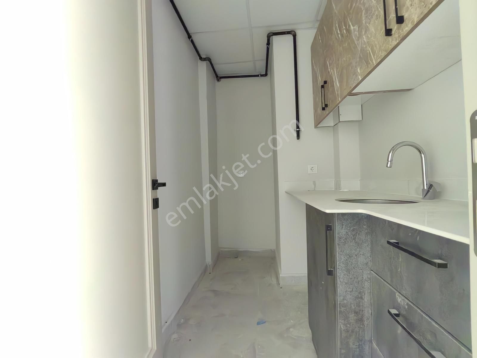 İpek Yolu Üzerinde Kiralık 2+0 Premium Ofis - Görsel 12