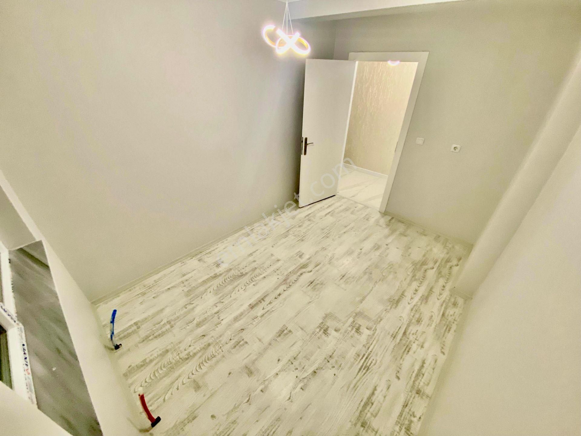 Yenikent Menderes Mah'de 4+1 Ultra Lüks Yapılı Fırsat Daire - Görsel 10