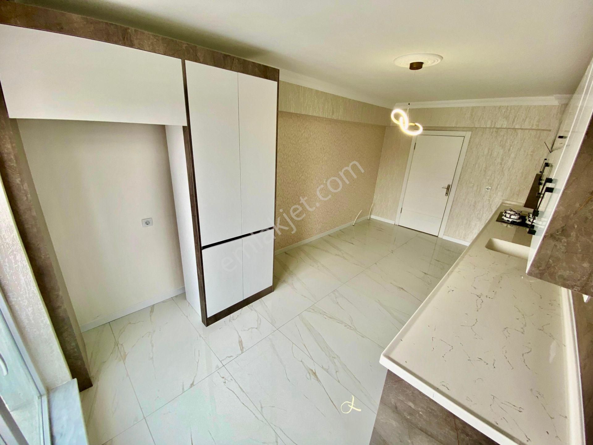 Yenikent Menderes Mah'de 4+1 Ultra Lüks Yapılı Fırsat Daire - Görsel 6