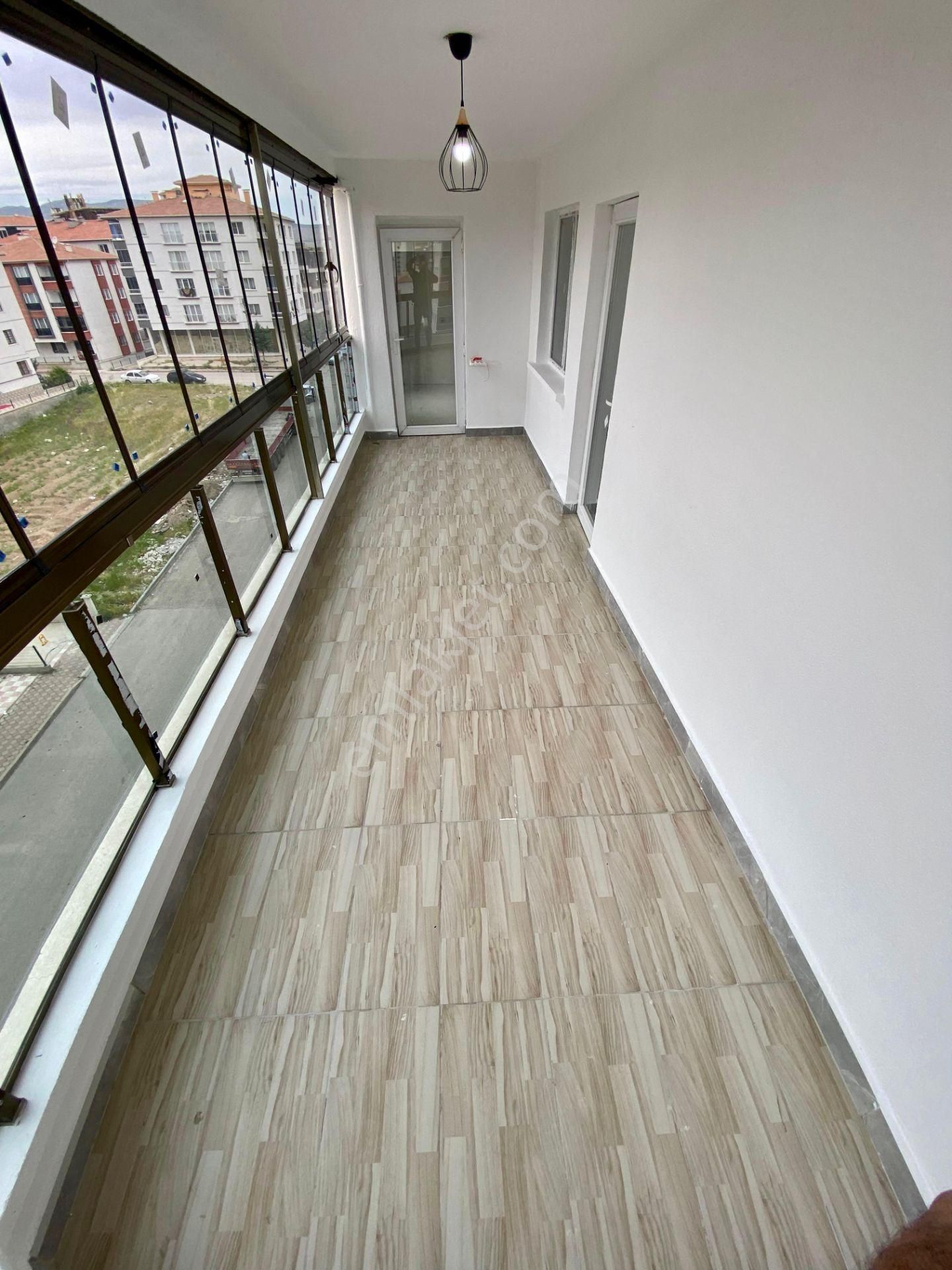 Yenikent Menderes Mah'de 4+1 Ultra Lüks Yapılı Fırsat Daire - Görsel 25