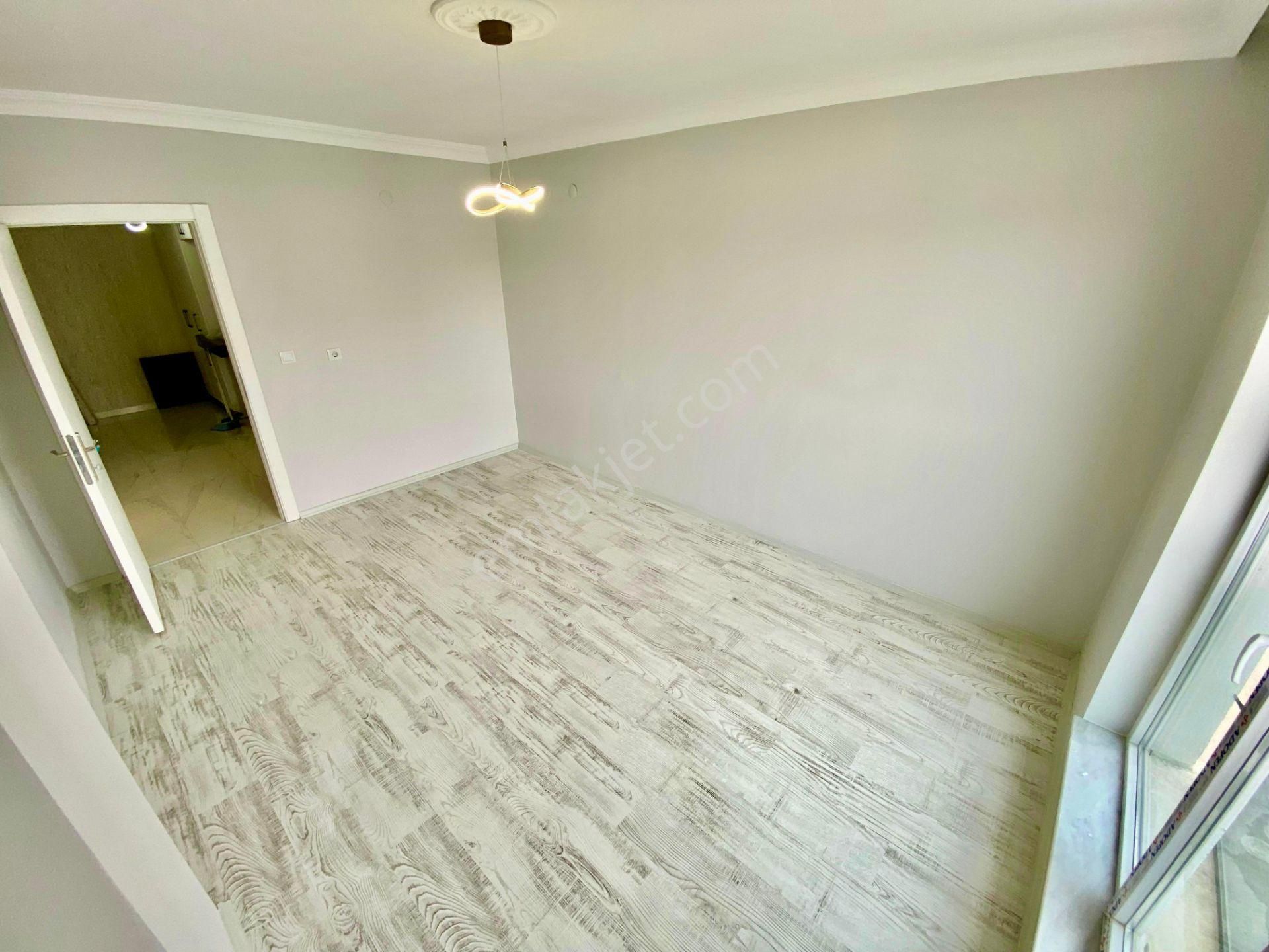 Yenikent Menderes Mah'de 4+1 Ultra Lüks Yapılı Fırsat Daire - Görsel 15