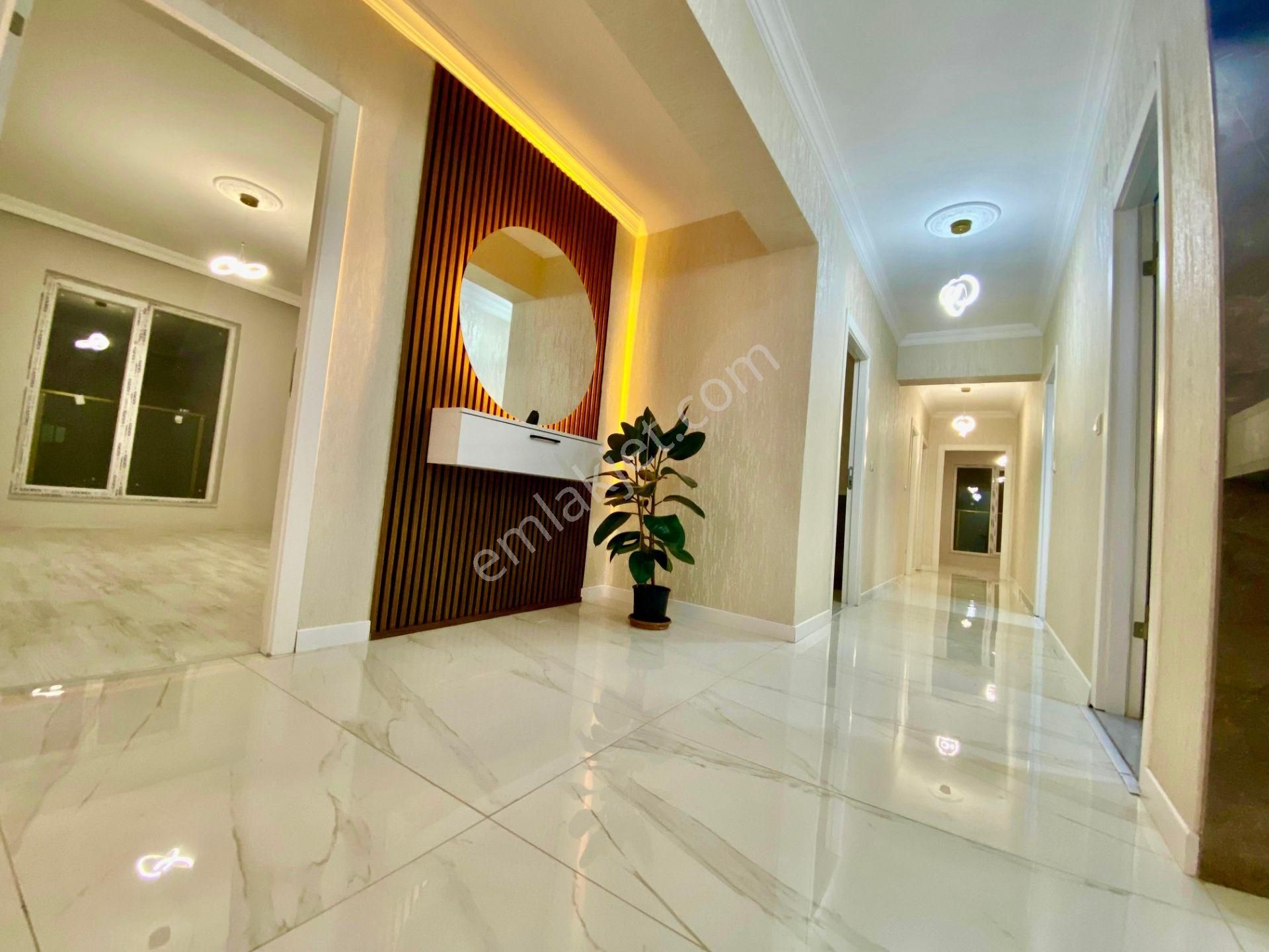 Yenikent Menderes Mah'de 4+1 Ultra Lüks Yapılı Fırsat Daire - Görsel 33