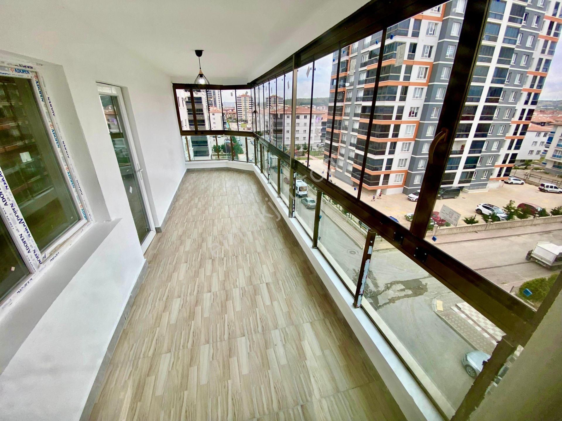 Yenikent Menderes Mah'de 4+1 Ultra Lüks Yapılı Fırsat Daire - Görsel 24