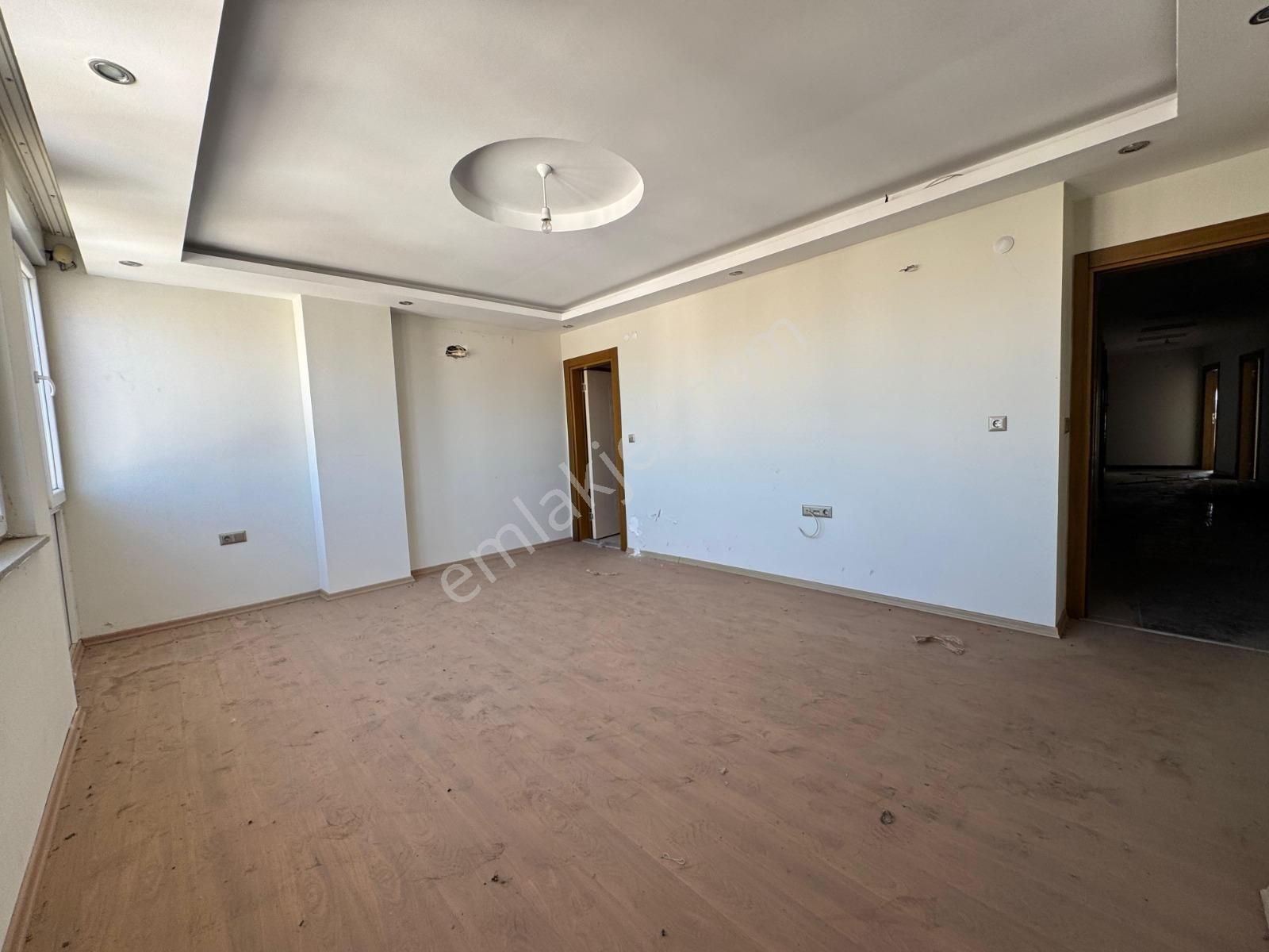 Serik, Yeni Mahalle'de, Eşsiz Konumda, Satılık 7+1 Dubleks Daire - Görsel 34